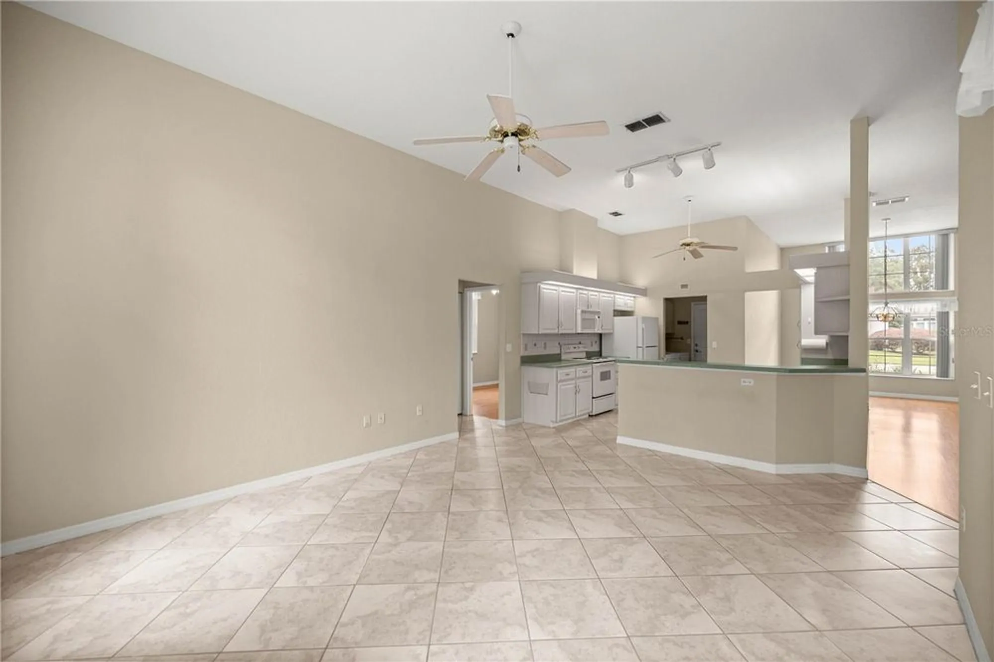 Property Slideshow image 9 of 54 | 6541 sw 111th loop, Ocala, FL, 34476