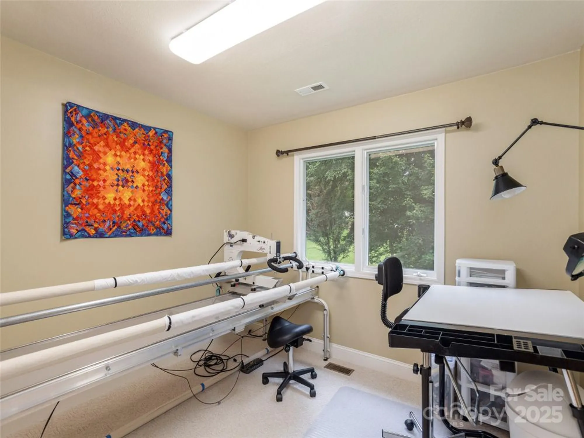 Property Slideshow image 37 of 48 | 210 black oak ln, Hendersonville, NC, 28791