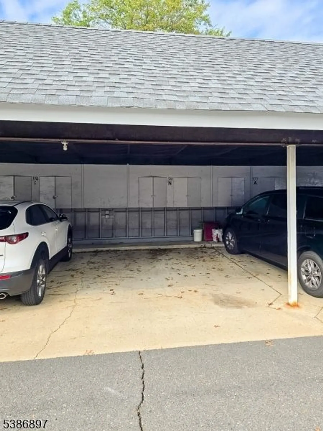 Property Slideshow image 4 of 35 | 374 new bedford ln, Monroe Twp., NJ, 08831