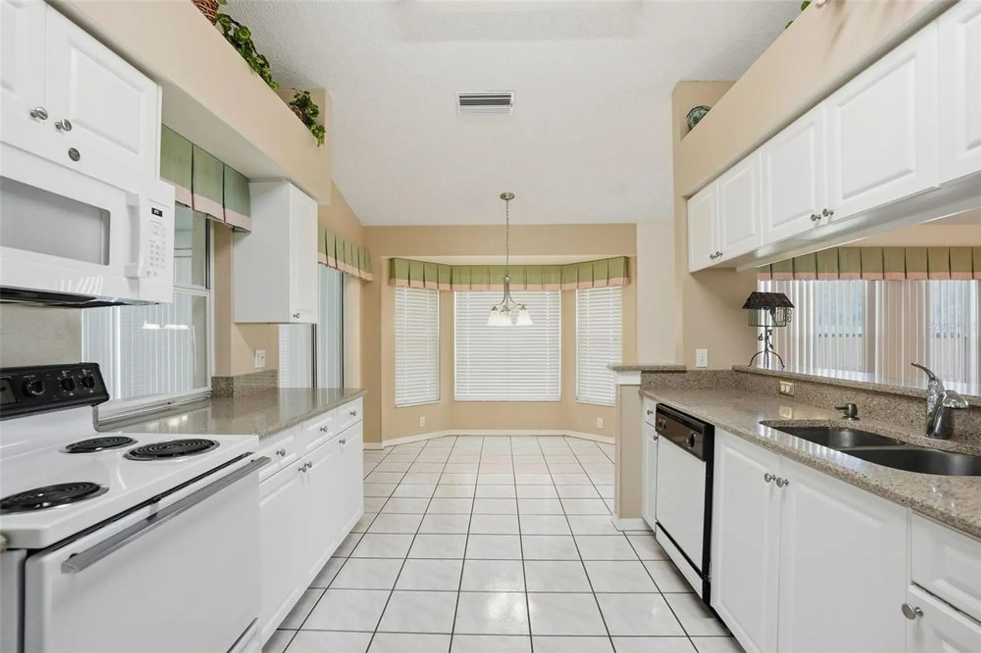 Property Slideshow image 8 of 29 | 2061 terrace view ln, Spring Hill, FL, 34606