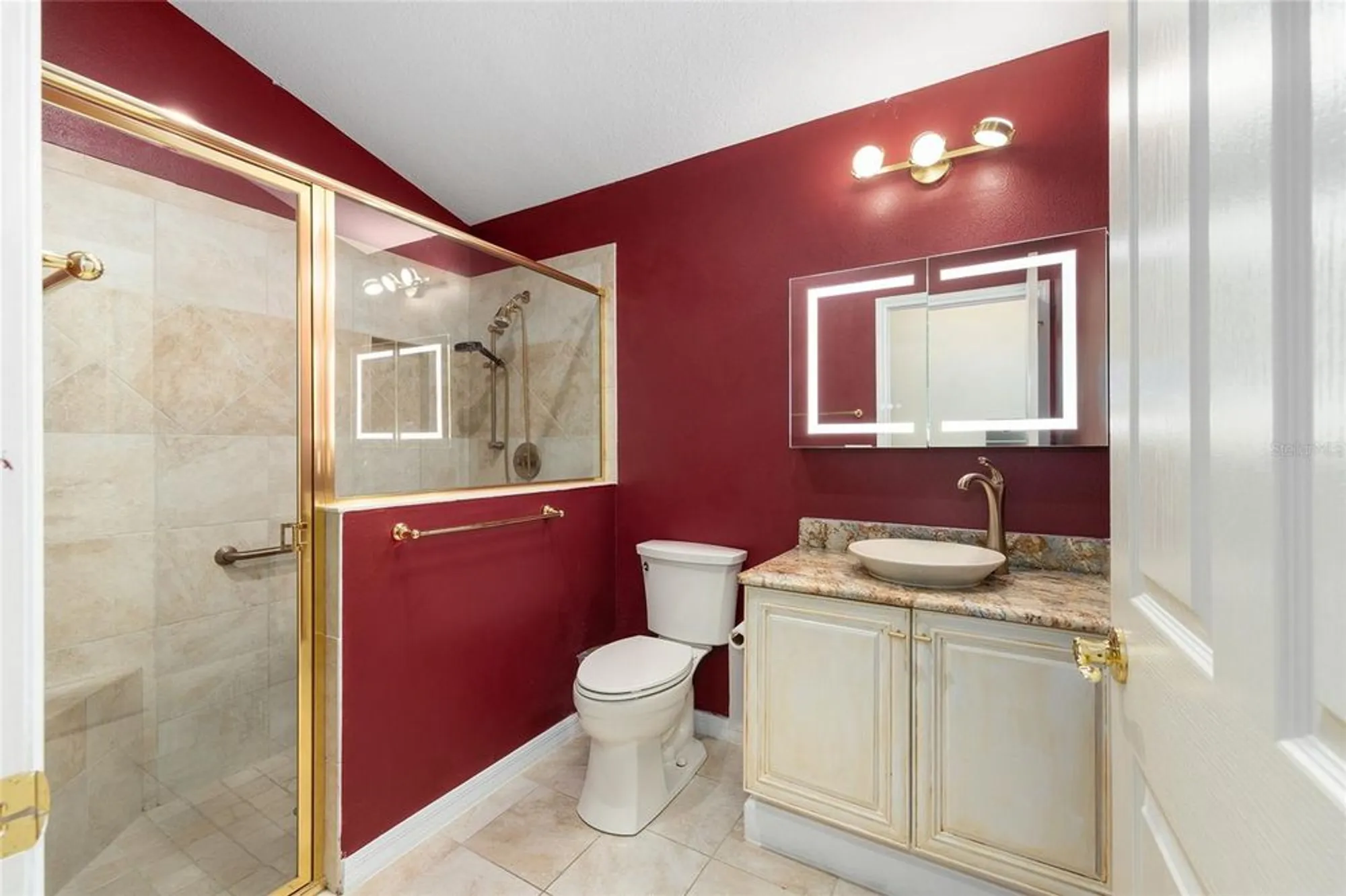 Property Slideshow image 27 of 75 | 17487 se 84th foxgrove ave, The Villages, FL, 32162