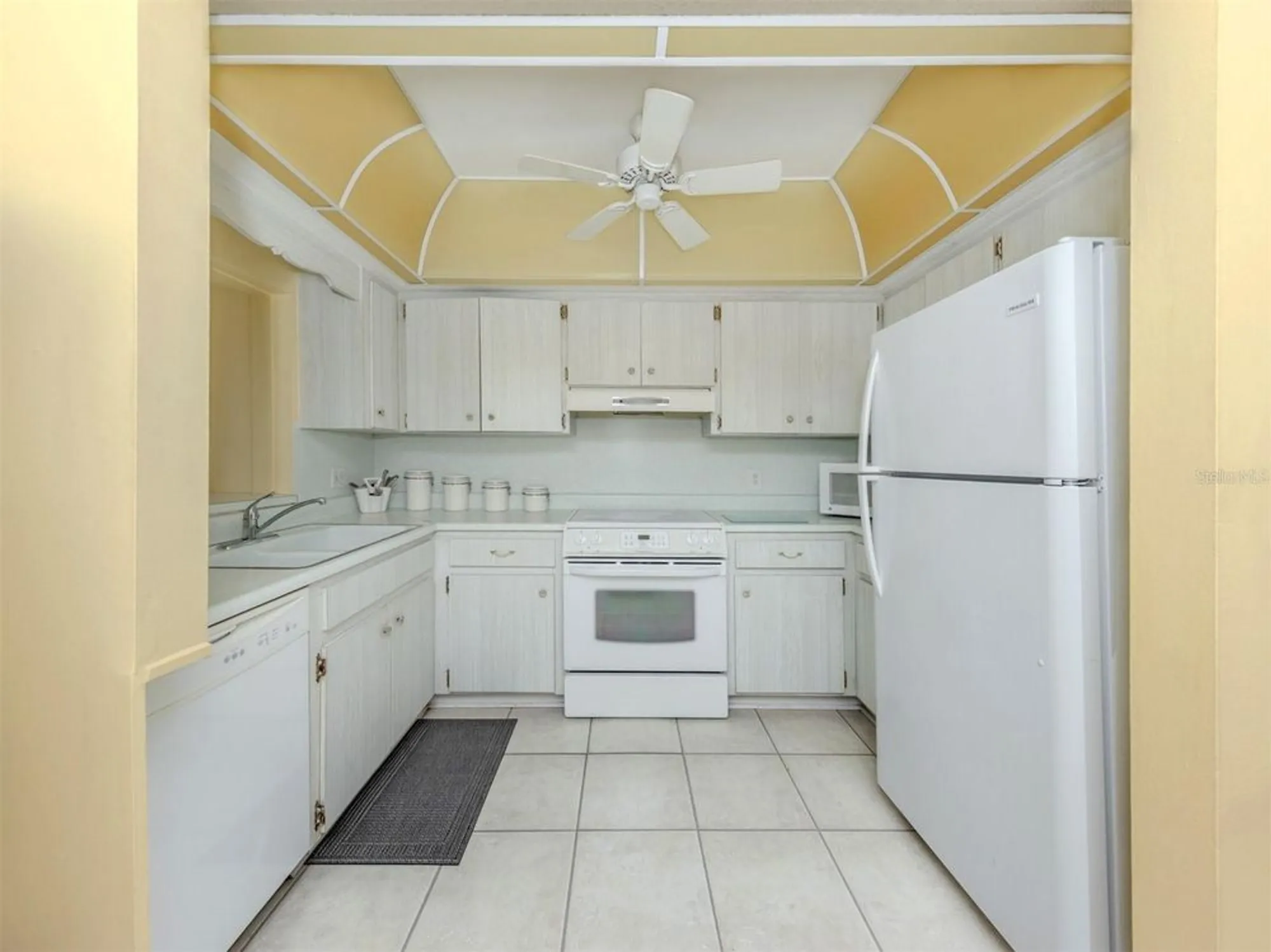 Property Slideshow image 7 of 48 | 168 the corso # 168, Venice, FL, 34285