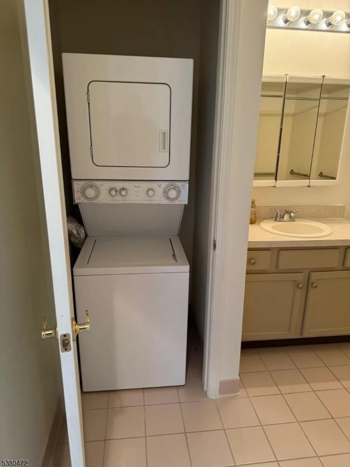 Property Slideshow image 14 of 17 | 2 richmond rd apt 222 222, West Milford, NJ, 07480