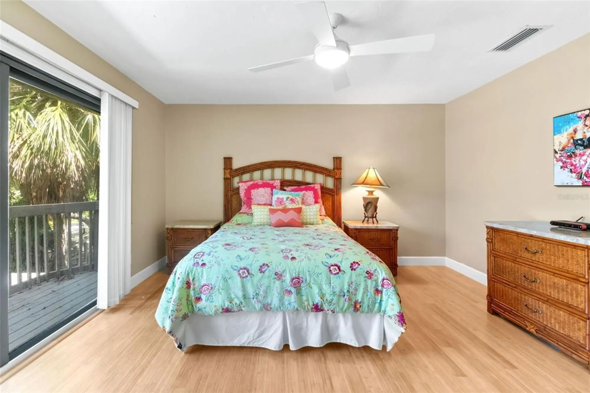 Property Slideshow image 47 of 69 | 1347 landings dr 6, Sarasota, FL, 34231