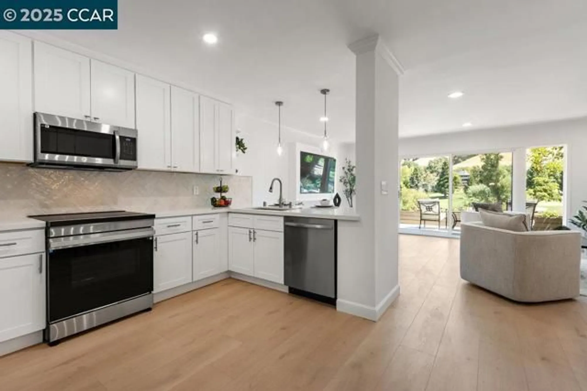 Property Slideshow image 9 of 54 | 3434 tice creek dr 5, Walnut Creek, CA, 94595