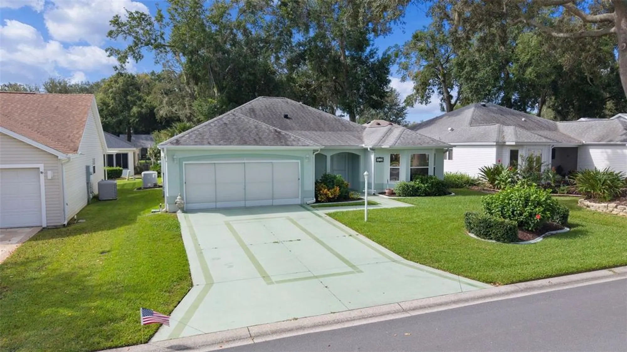 Property Slideshow image 40 of 44 | 912 ventura dr, The Villages, FL, 32159