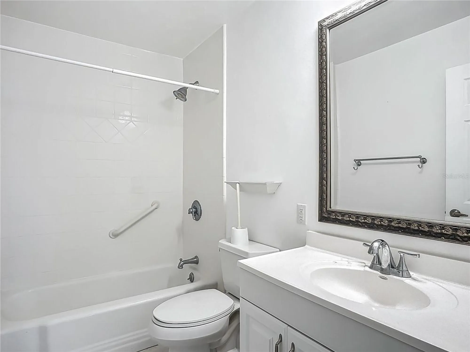 Property Slideshow image 21 of 41 | 904 desert hills dr, Sun City Center, FL, 33573