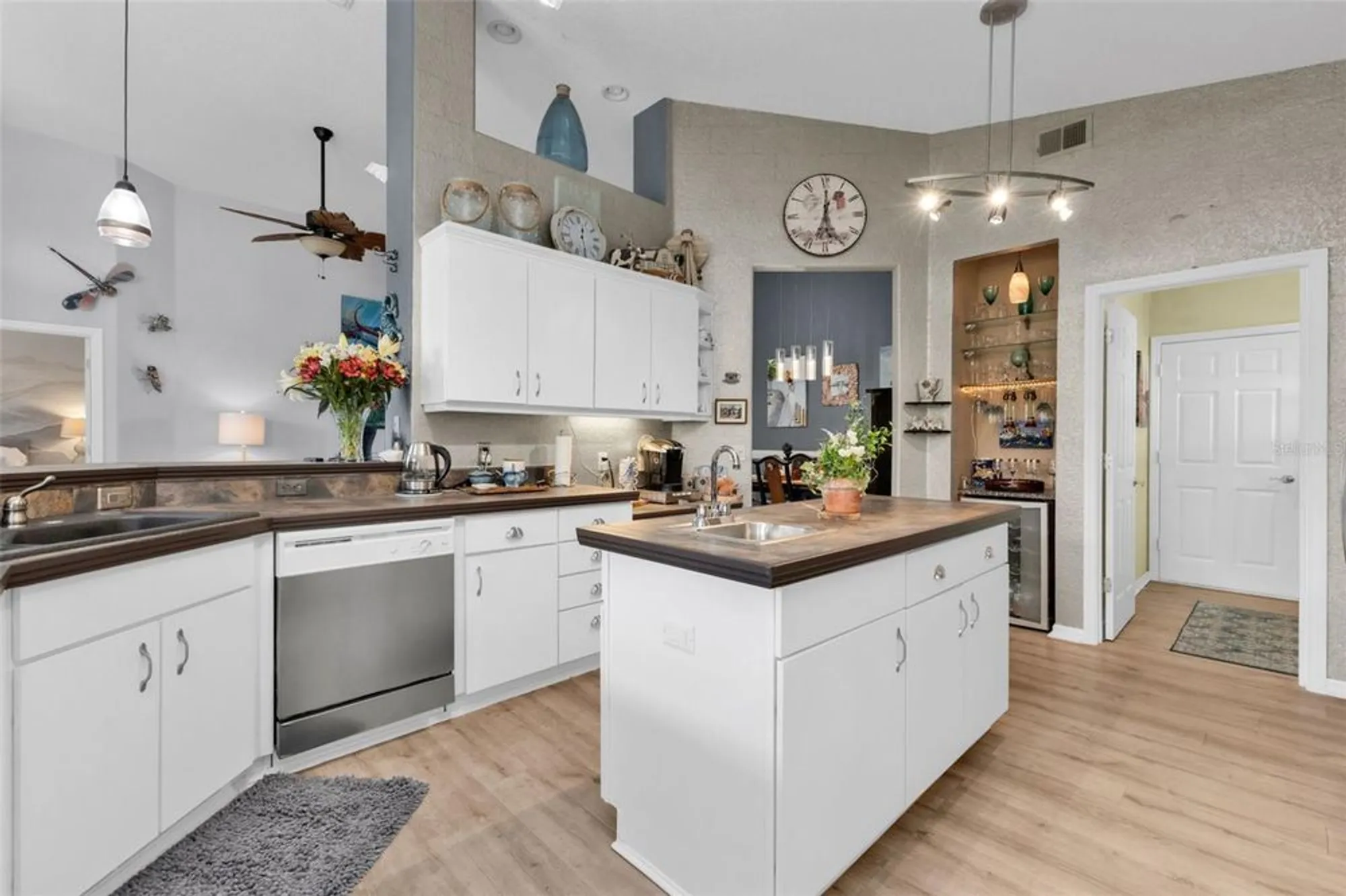 Property Slideshow image 12 of 43 | 1644 palace ct, Punta Gorda, FL, 33980