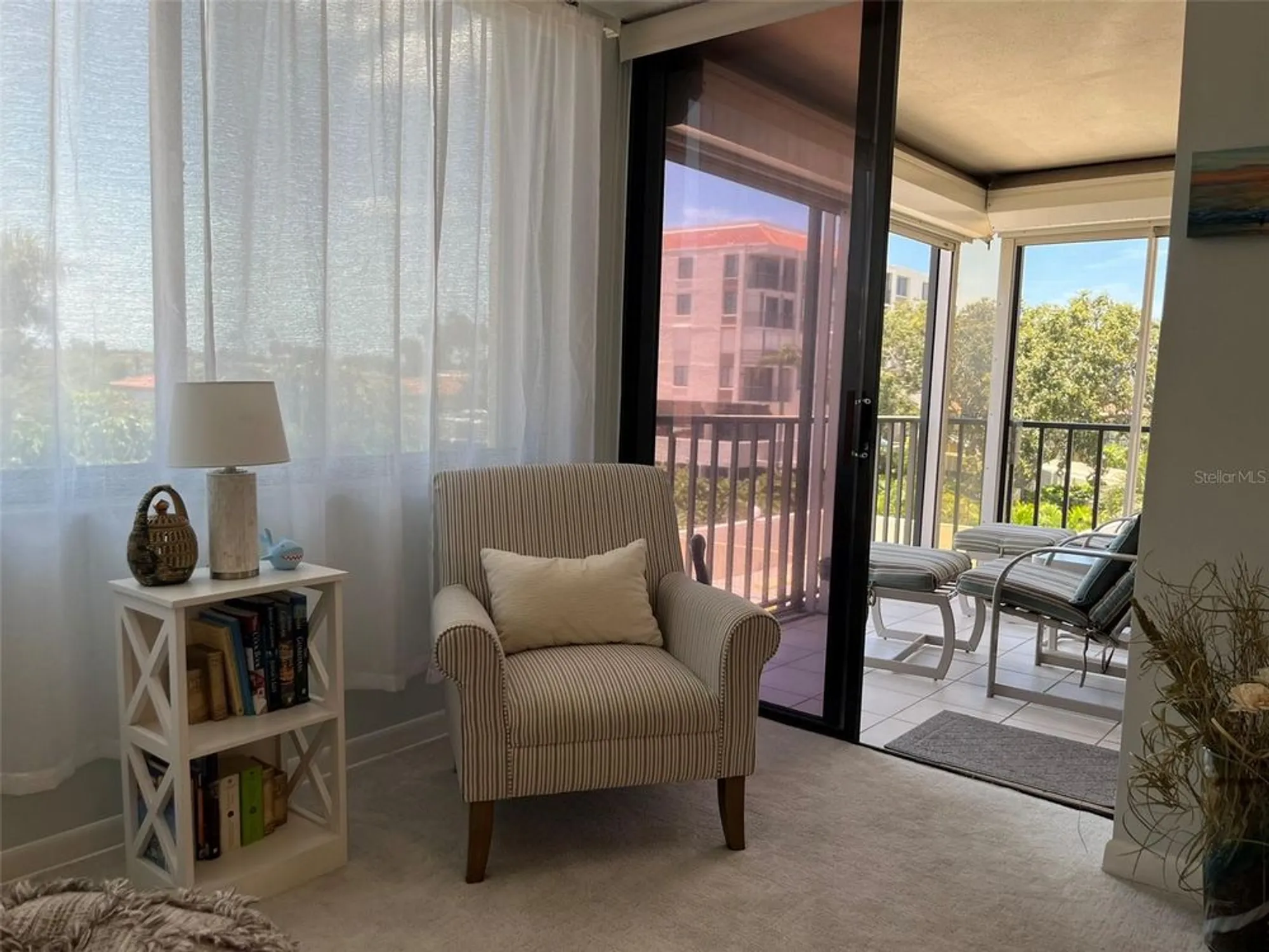 Property Slideshow image 16 of 32 | 6218 palma del mar blvd s apt 303, St Petersburg, FL, 33715