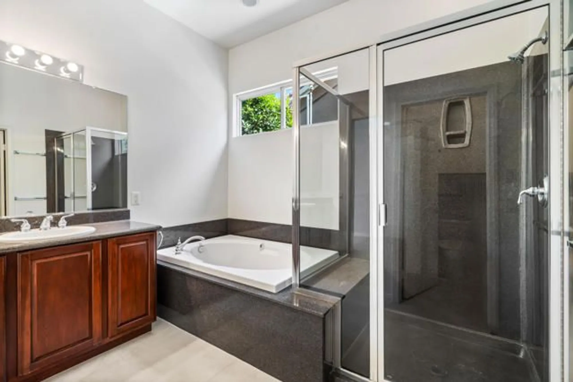 Property Slideshow image 33 of 67 | 43393 saint andrews dr, Indio, CA, 92201