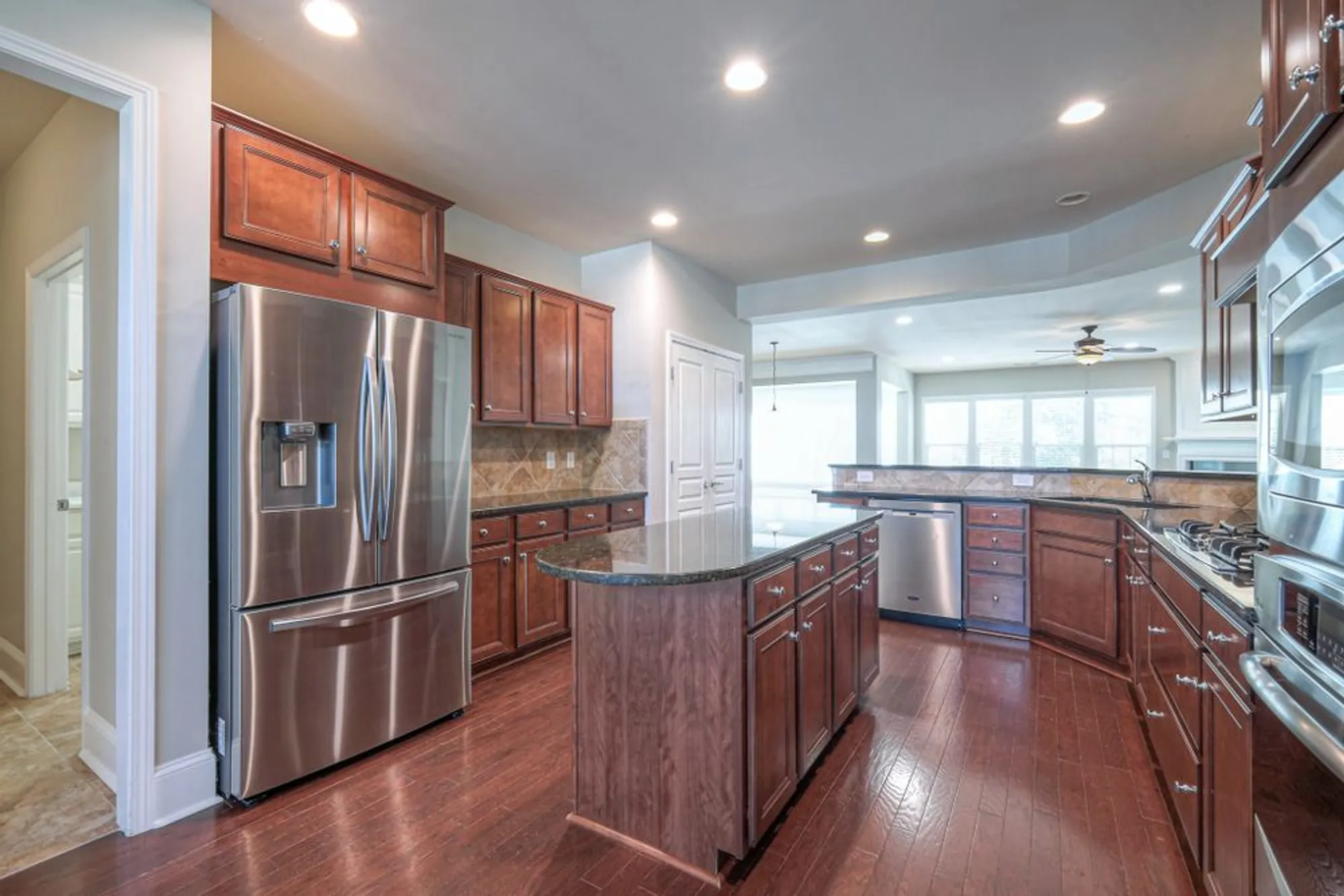 Property Slideshow image 15 of 55 | 421 schooner ln, Mount Juliet, TN, 37122