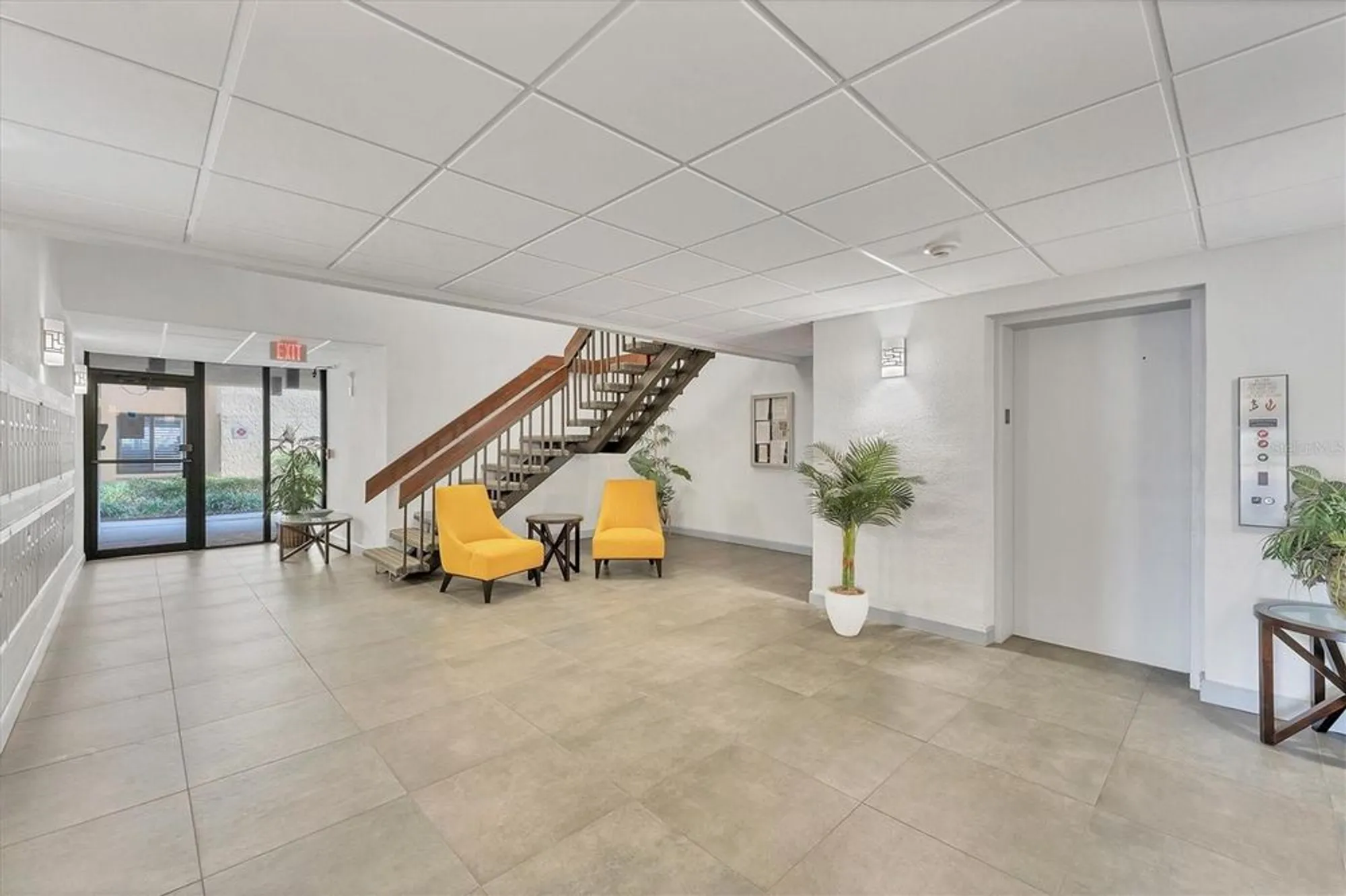Property Slideshow image 24 of 31 | 6158 palma del mar blvd s apt 504, St Petersburg, FL, 33715