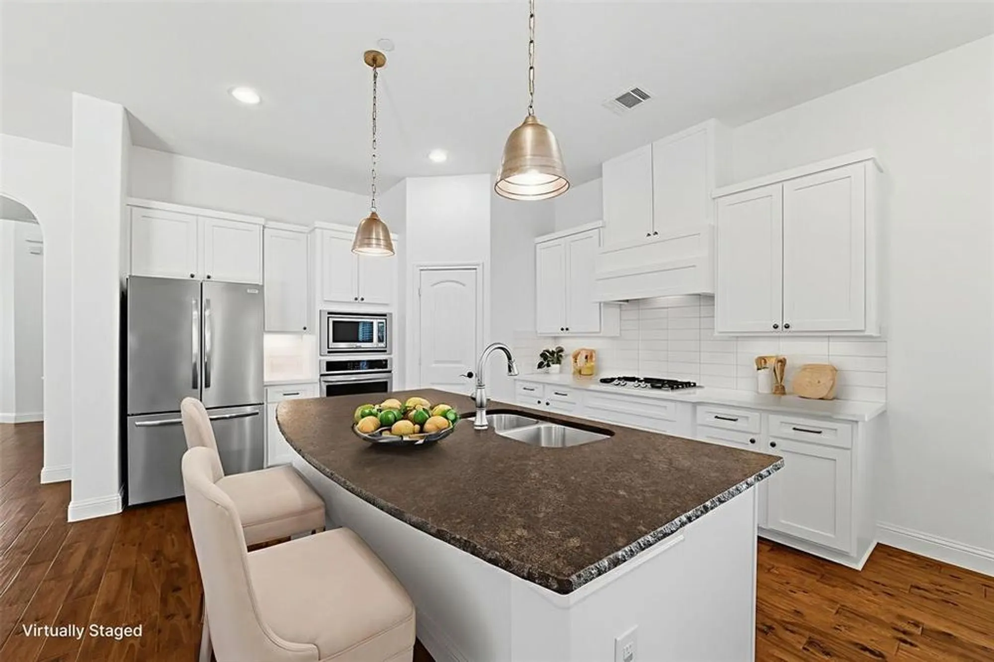 Property Slideshow image 4 of 35 | 8617 grassland dr, Mckinney, TX, 75070