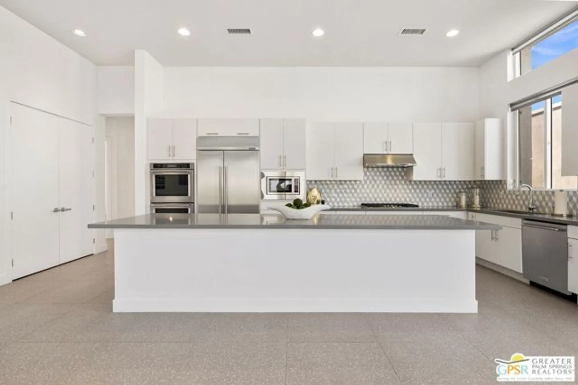 Property Slideshow image 59 of 74 | 4251 amber ln, Palm Springs, CA, 92262