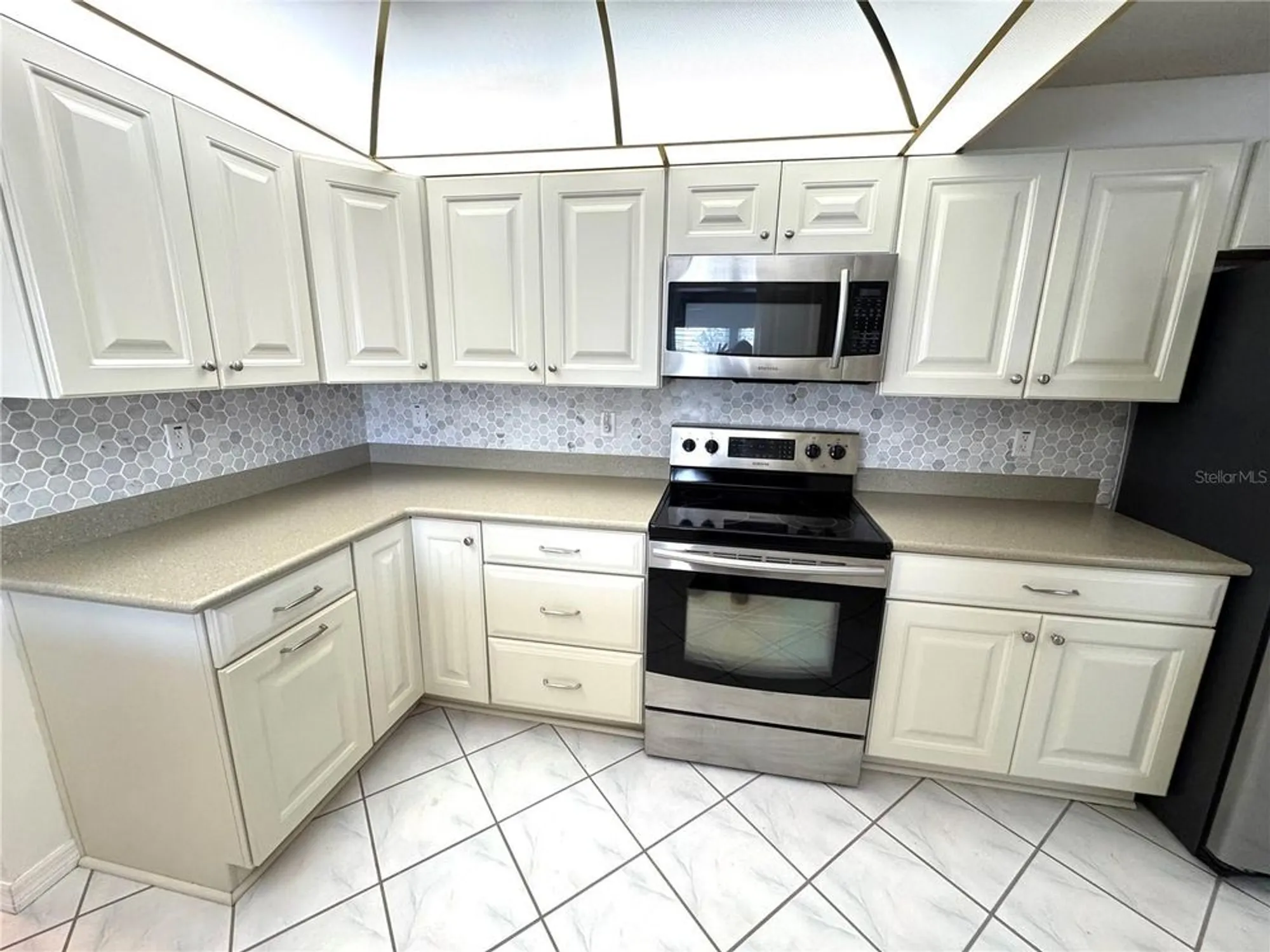 Property Slideshow image 18 of 56 | 10063 40th st n # 3, Pinellas Park, FL, 33782