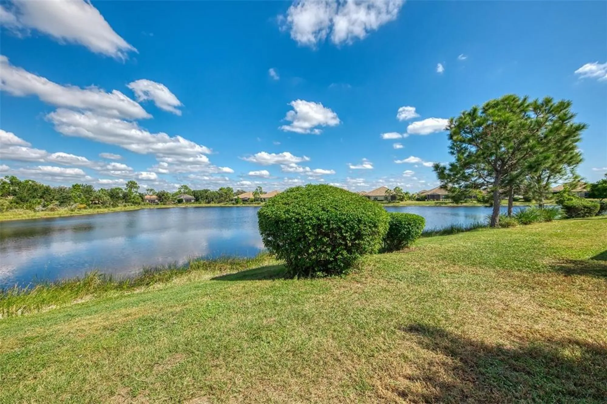 Property Slideshow image 47 of 100 | 11512 okaloosa dr, Venice, FL, 34293