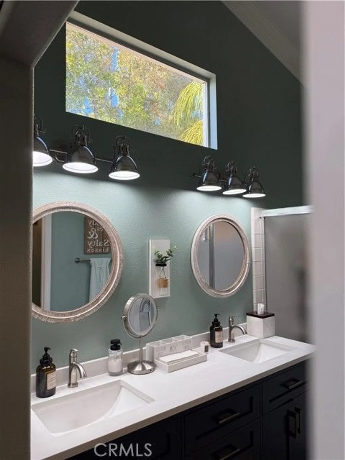 Property Slideshow image 53 of 59 | 40320 via calidad, Murrieta, CA, 92562