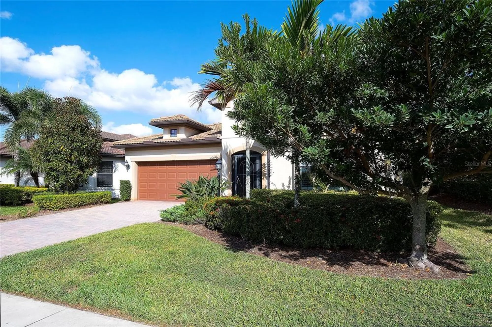 Property Slideshow image 4 of 51 | 16745 ellsworth ave, Bradenton, FL, 34202