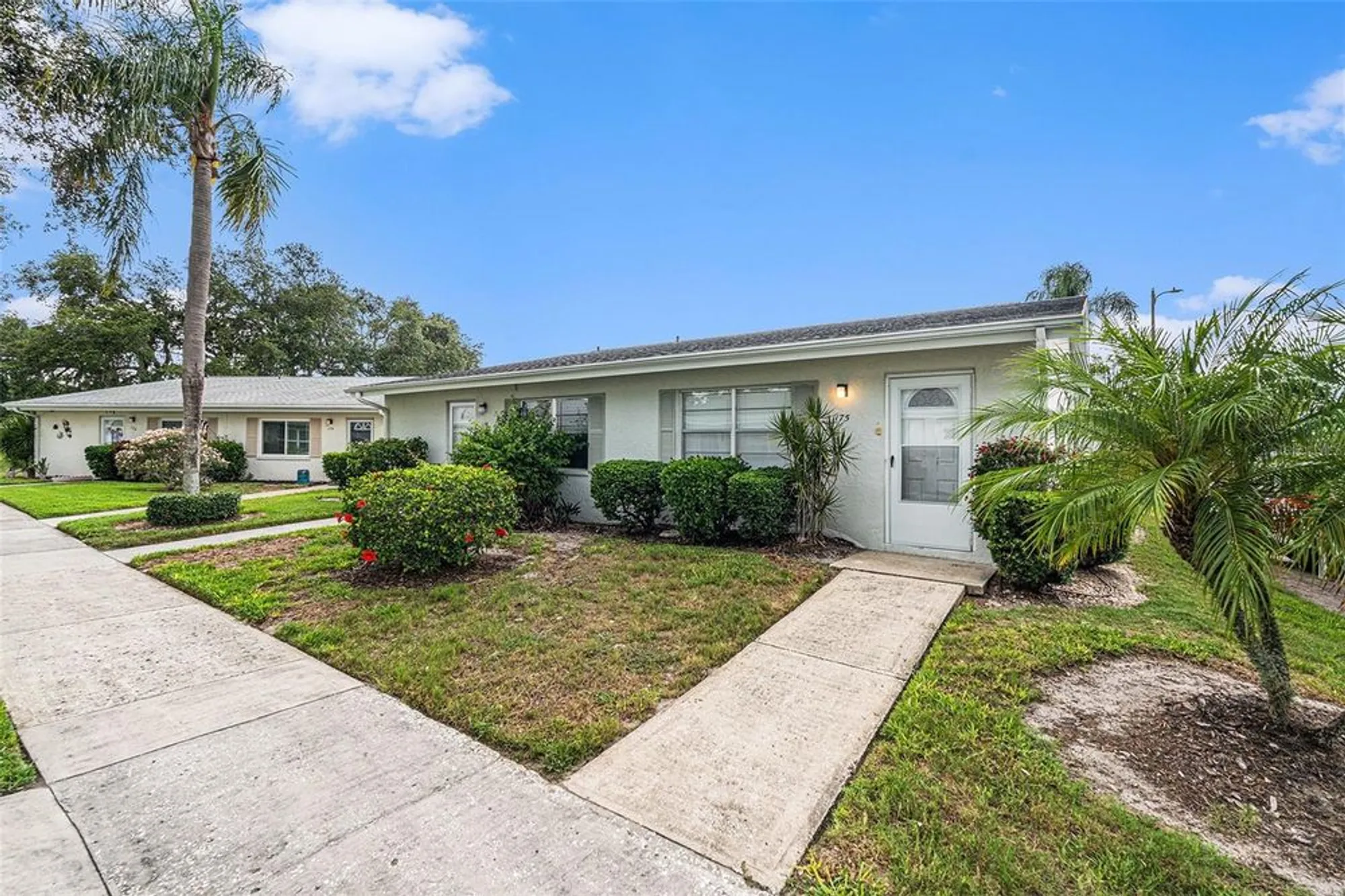 Property Slideshow image 1 of 22 | 301 andover pl 175, Sun City Center, FL, 33573