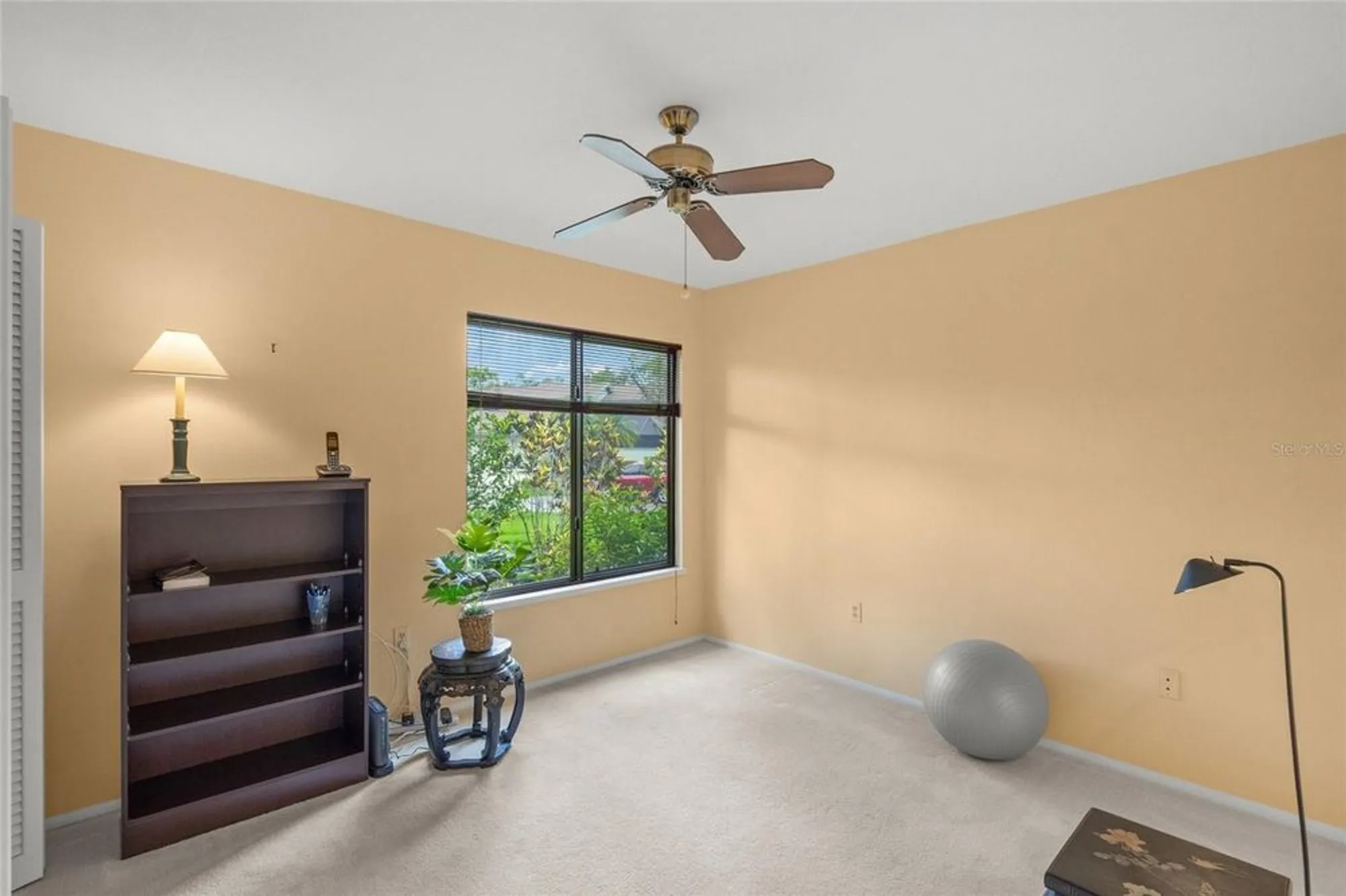 Property Slideshow image 25 of 43 | 4637 willow wood cir 44, Sarasota, FL, 34241