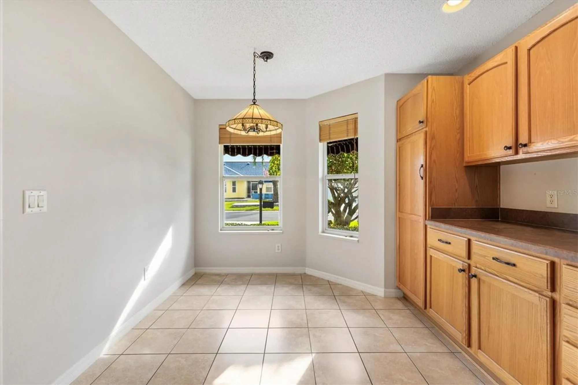 Property Slideshow image 21 of 46 | 2573 caribe dr, The Villages, FL, 32162