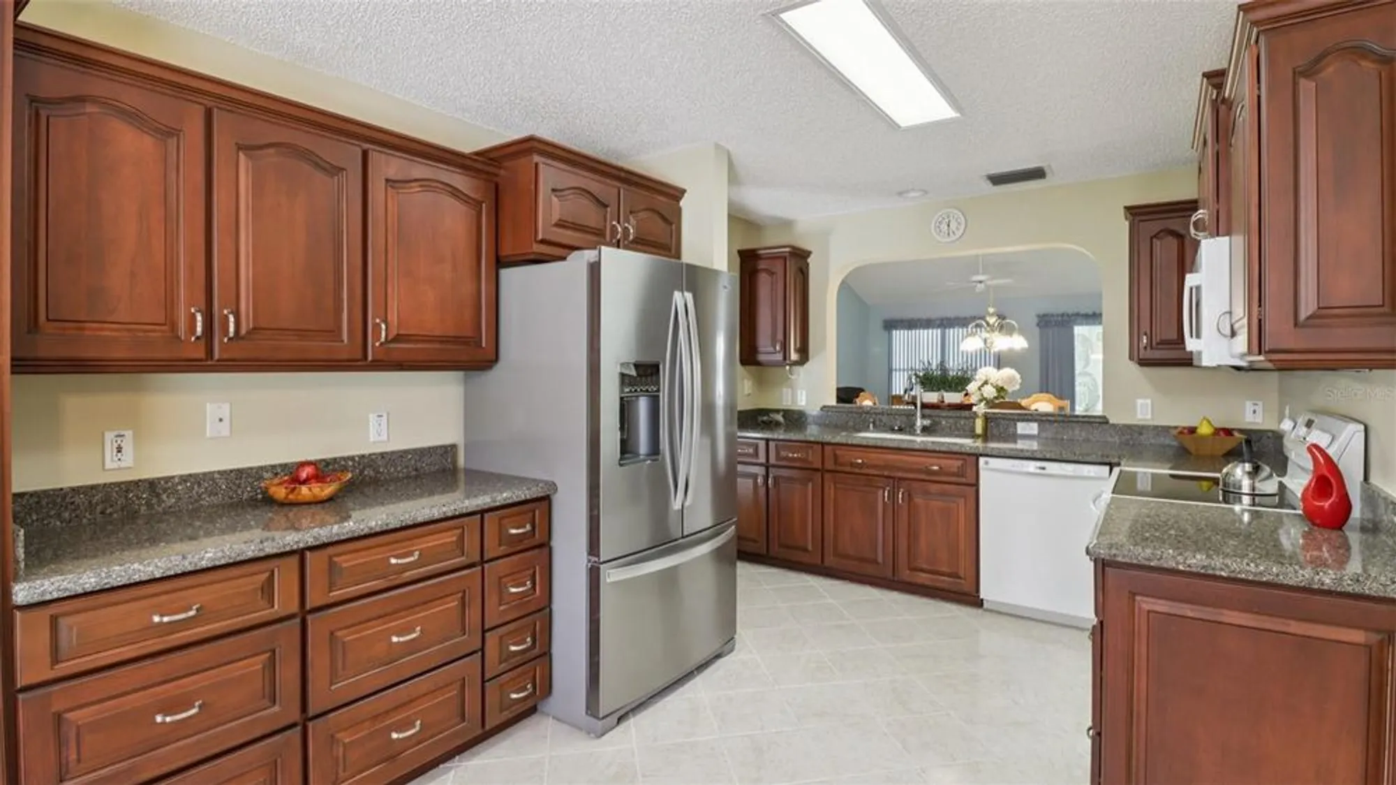 Property Slideshow image 12 of 43 | 916 pasadena way, The Villages, FL, 32159