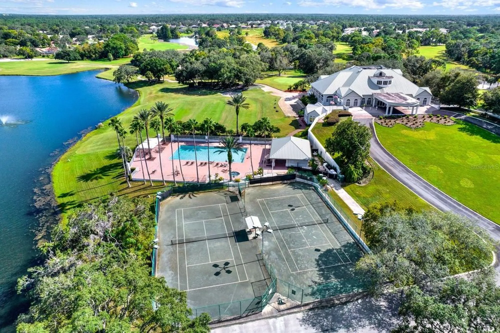 Property Slideshow image 22 of 27 | 9121 bonnie cove dr, Weeki Wachee, FL, 34613