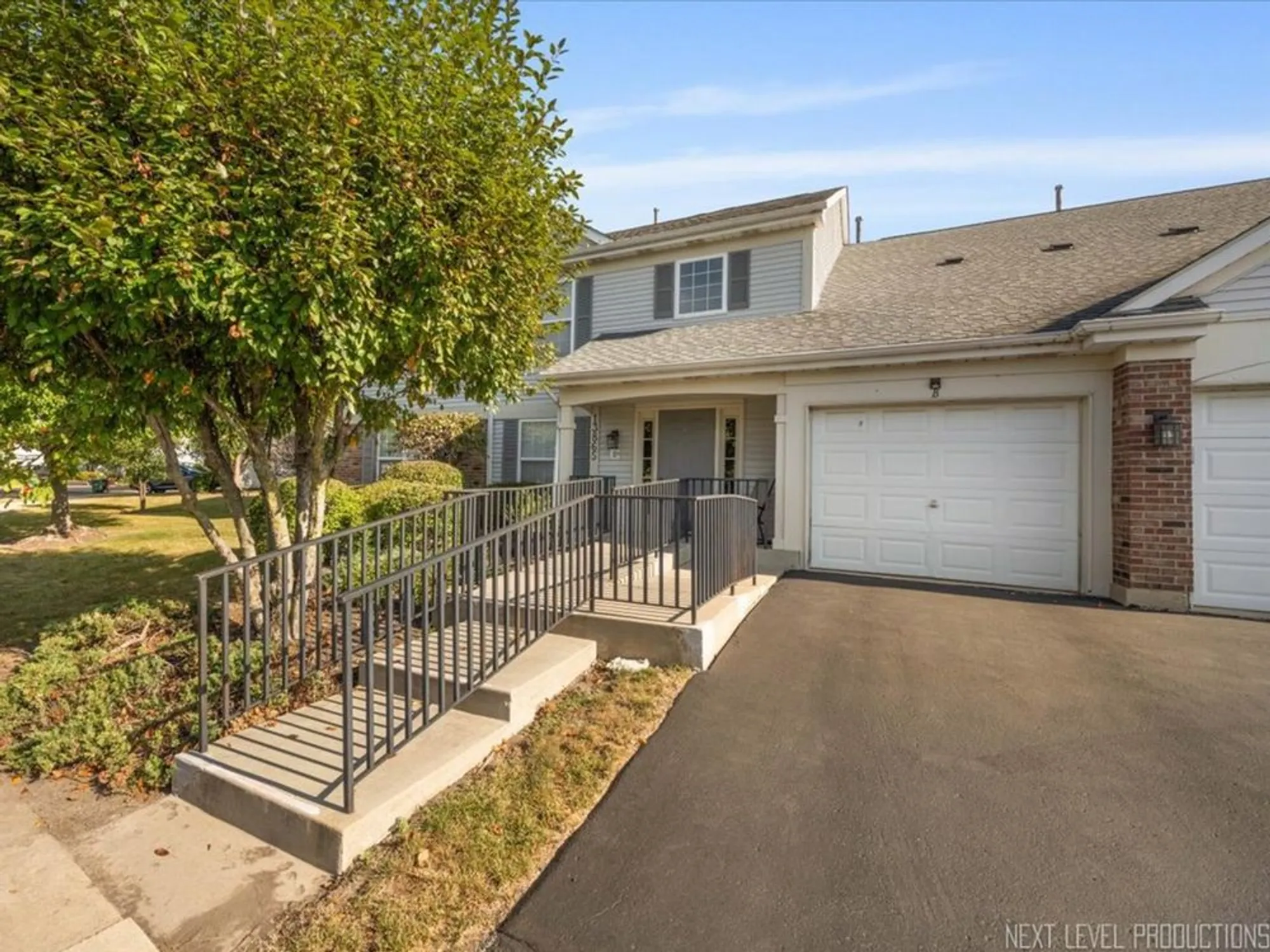 Property Slideshow image 2 of 39 | 13865 s balsam ln d, Plainfield, IL, 60544