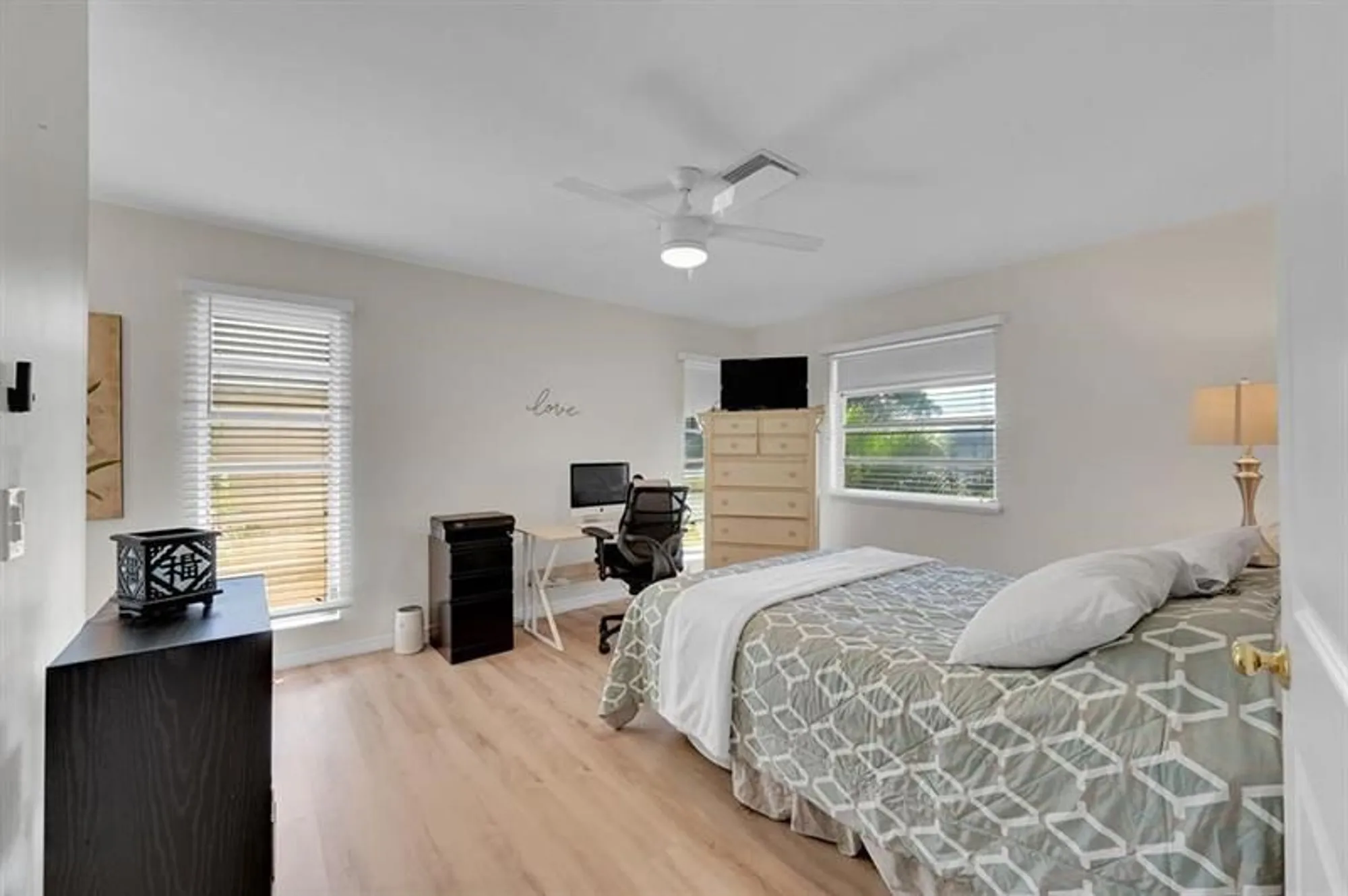 Property Slideshow image 16 of 32 | 1001 flame vine ave apt 201, Delray Beach, FL, 33445