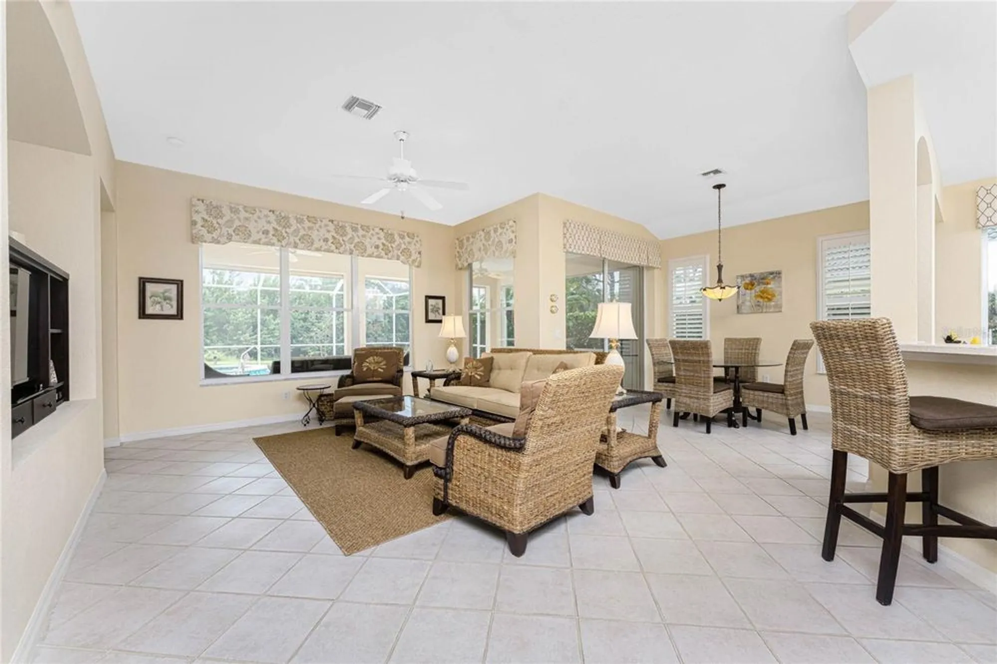 Property Slideshow image 8 of 57 | 17791 courtside landings cir, Punta Gorda, FL, 33955