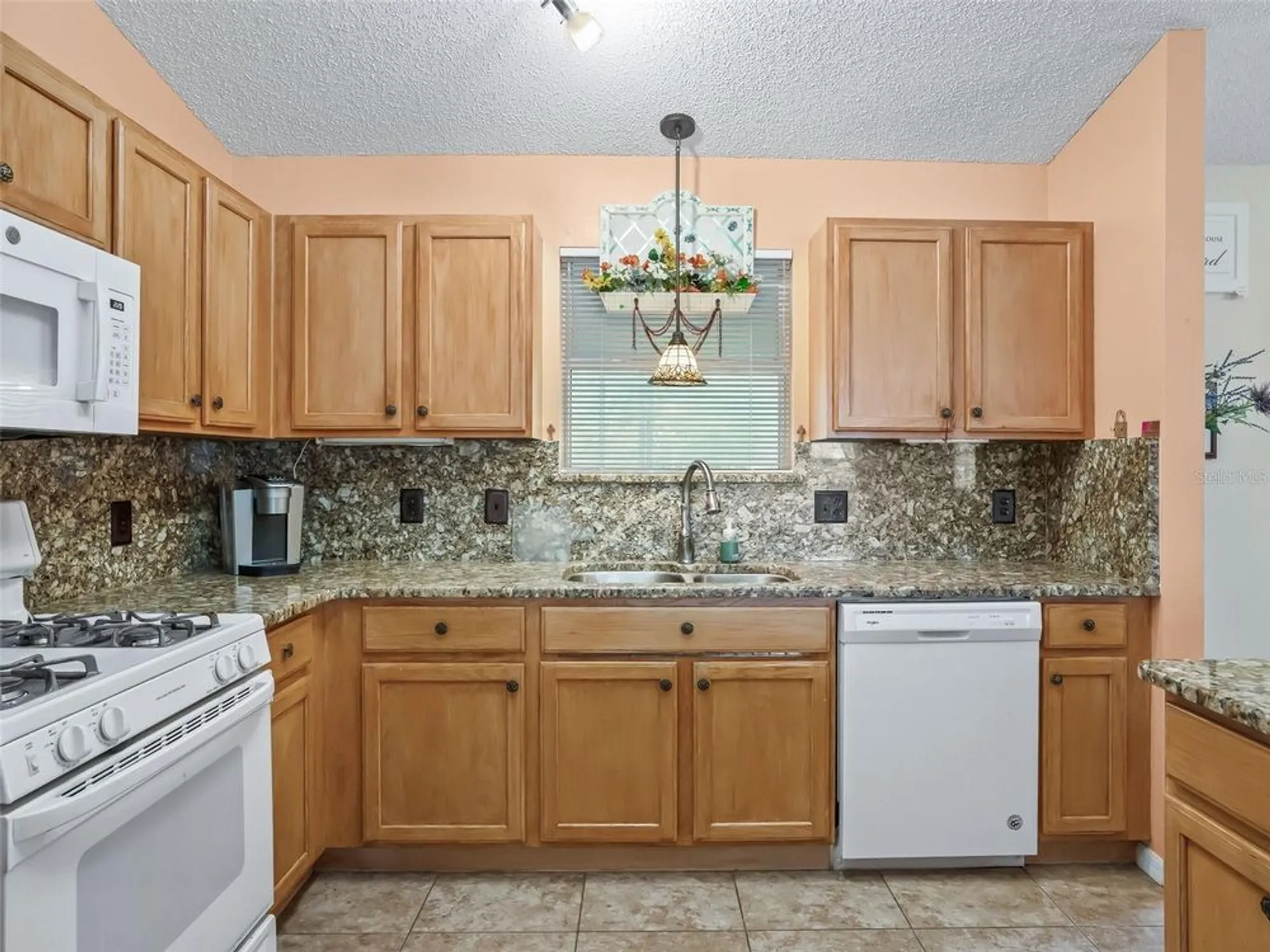 Property Slideshow image 11 of 31 | 9671 se 168th maplesong ln, The Villages, FL, 32162