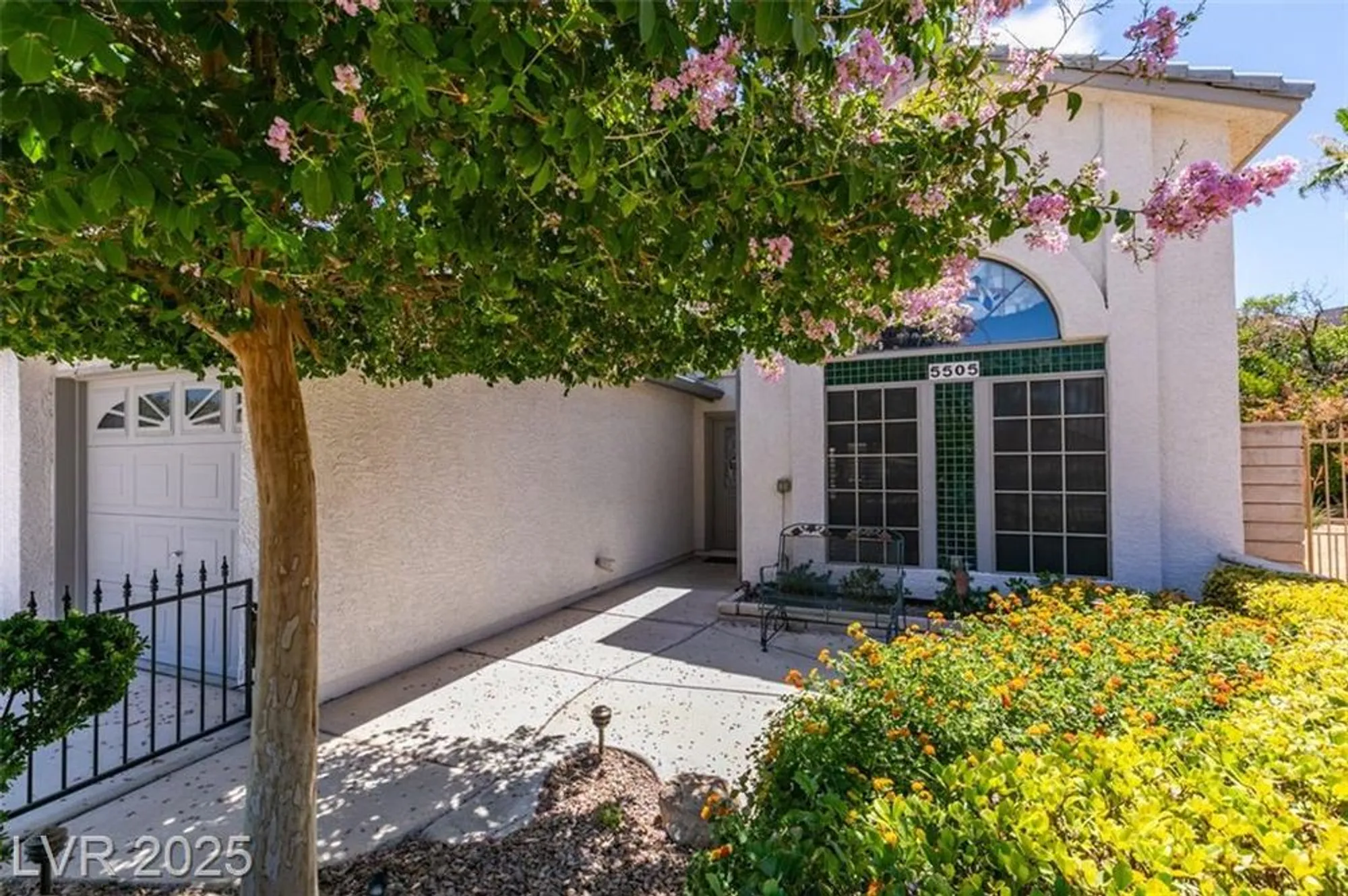Property Slideshow image 6 of 74 | 5505 excelsior springs ln, Las Vegas, NV, 89130