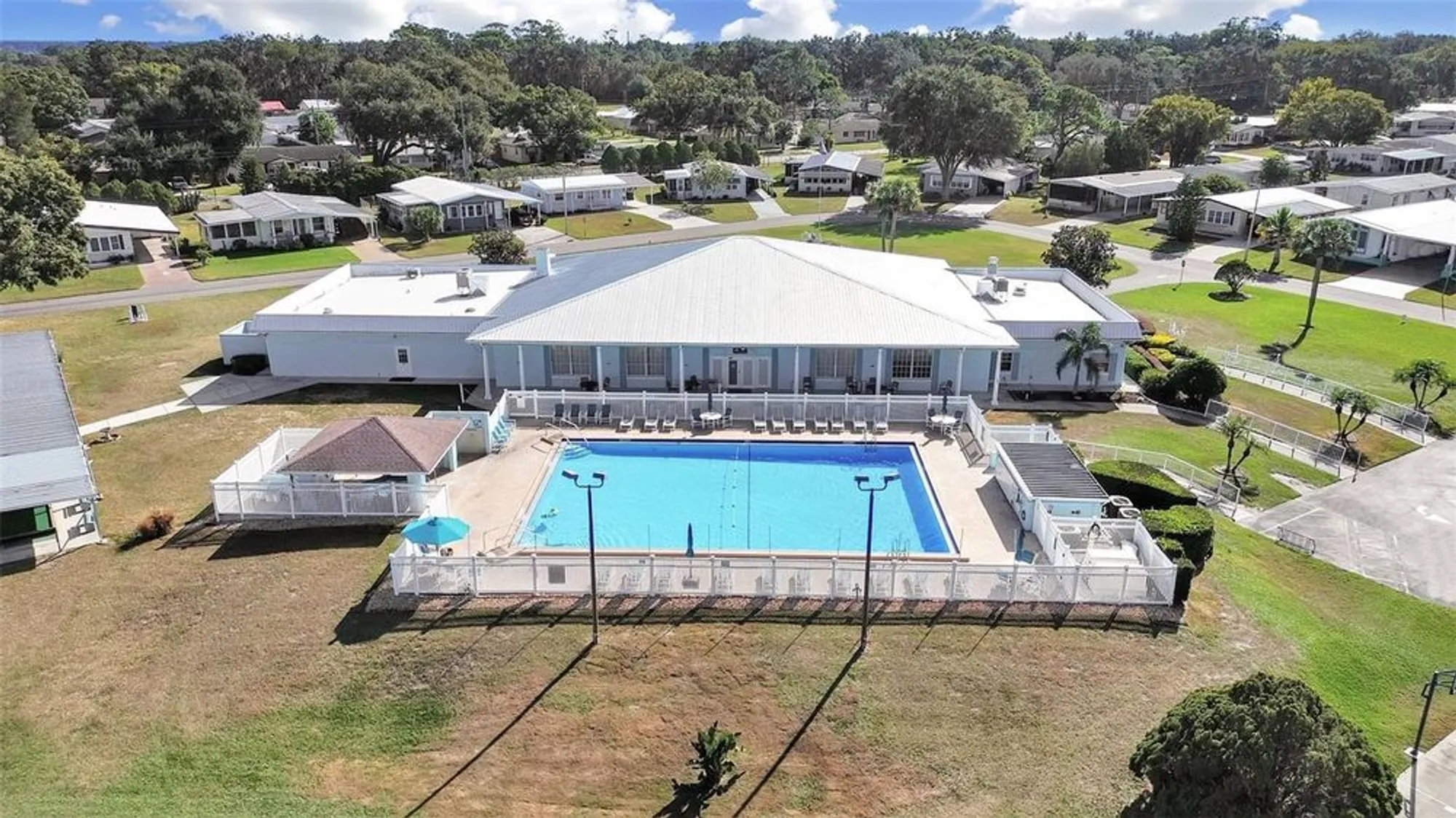 Property Slideshow image 41 of 44 | 1758 fox hill dr, Lakeland, FL, 33810