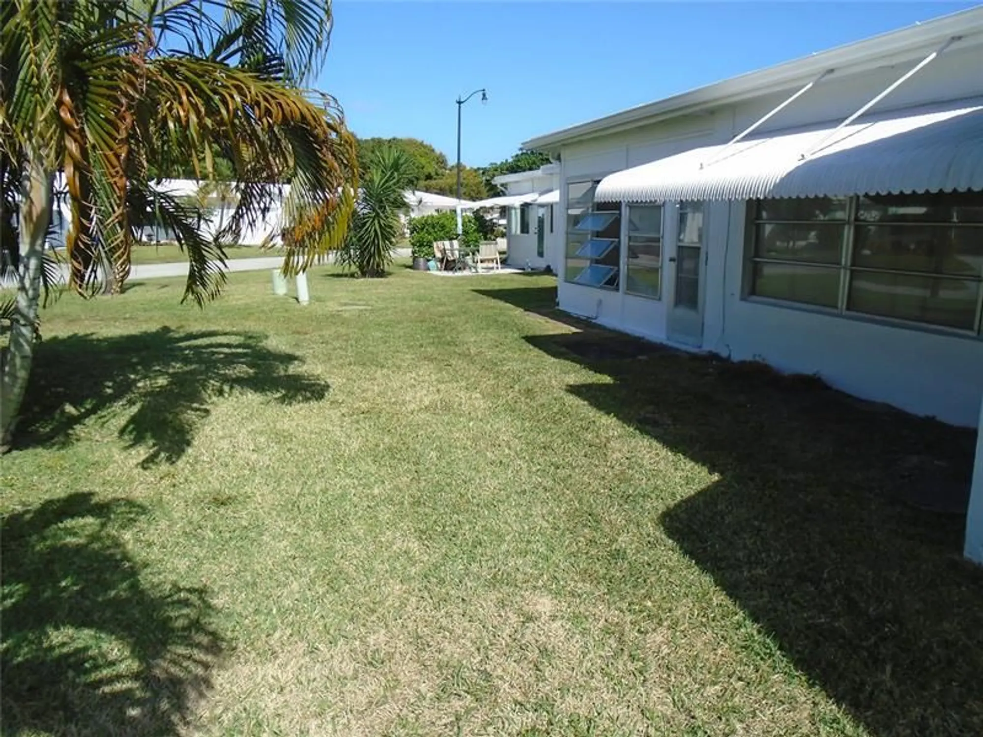 Property Slideshow image 5 of 26 | 2631 w golf blvd, Pompano Beach, FL, 33064