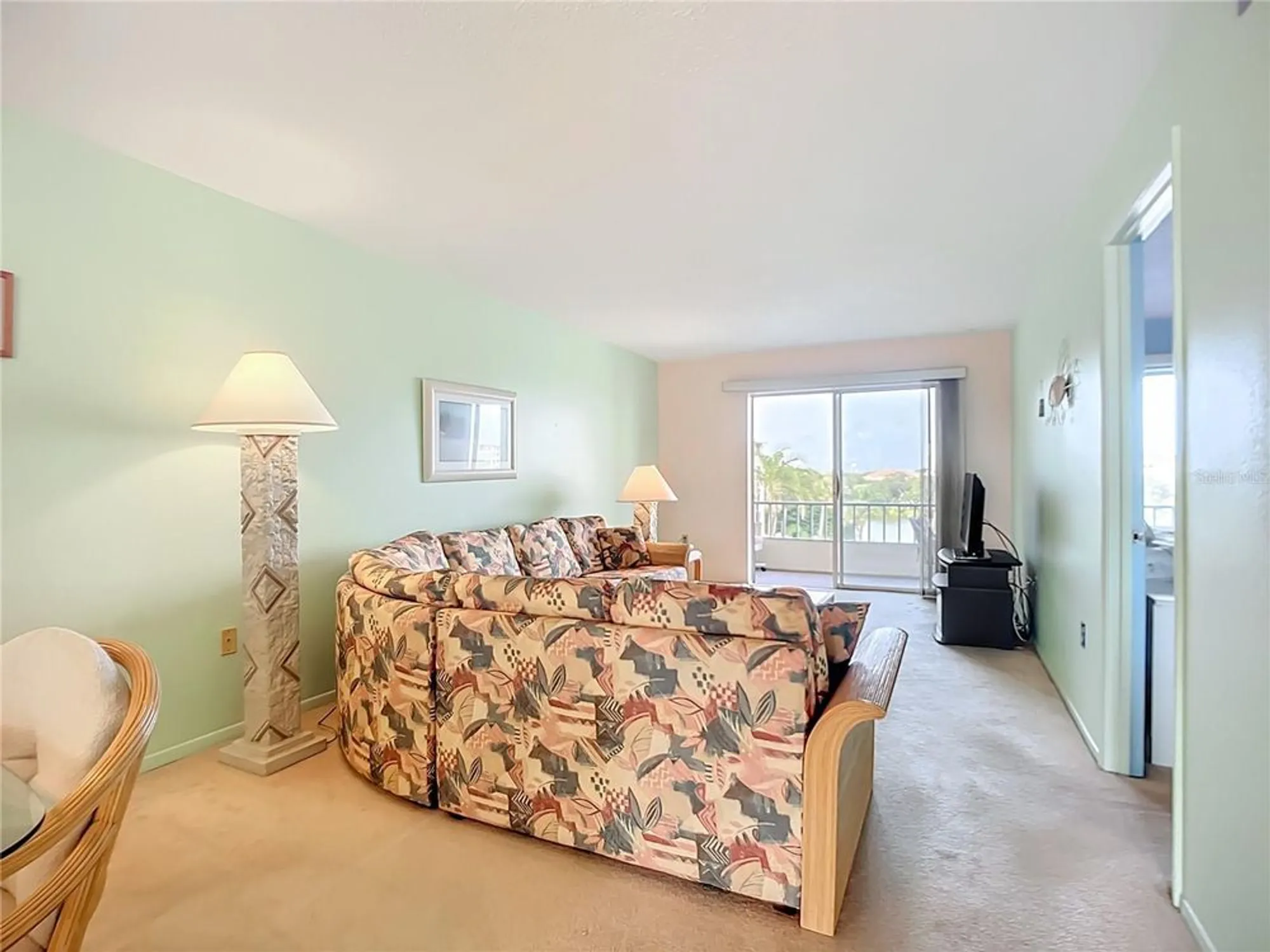 Property Slideshow image 10 of 51 | 3783 lake bayshore dr # h404, Bradenton, FL, 34205