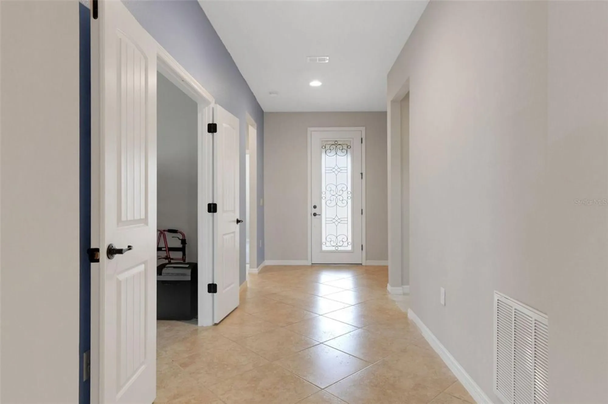 Property Slideshow image 6 of 70 | 613 cantabria dr, Davenport, FL, 33837