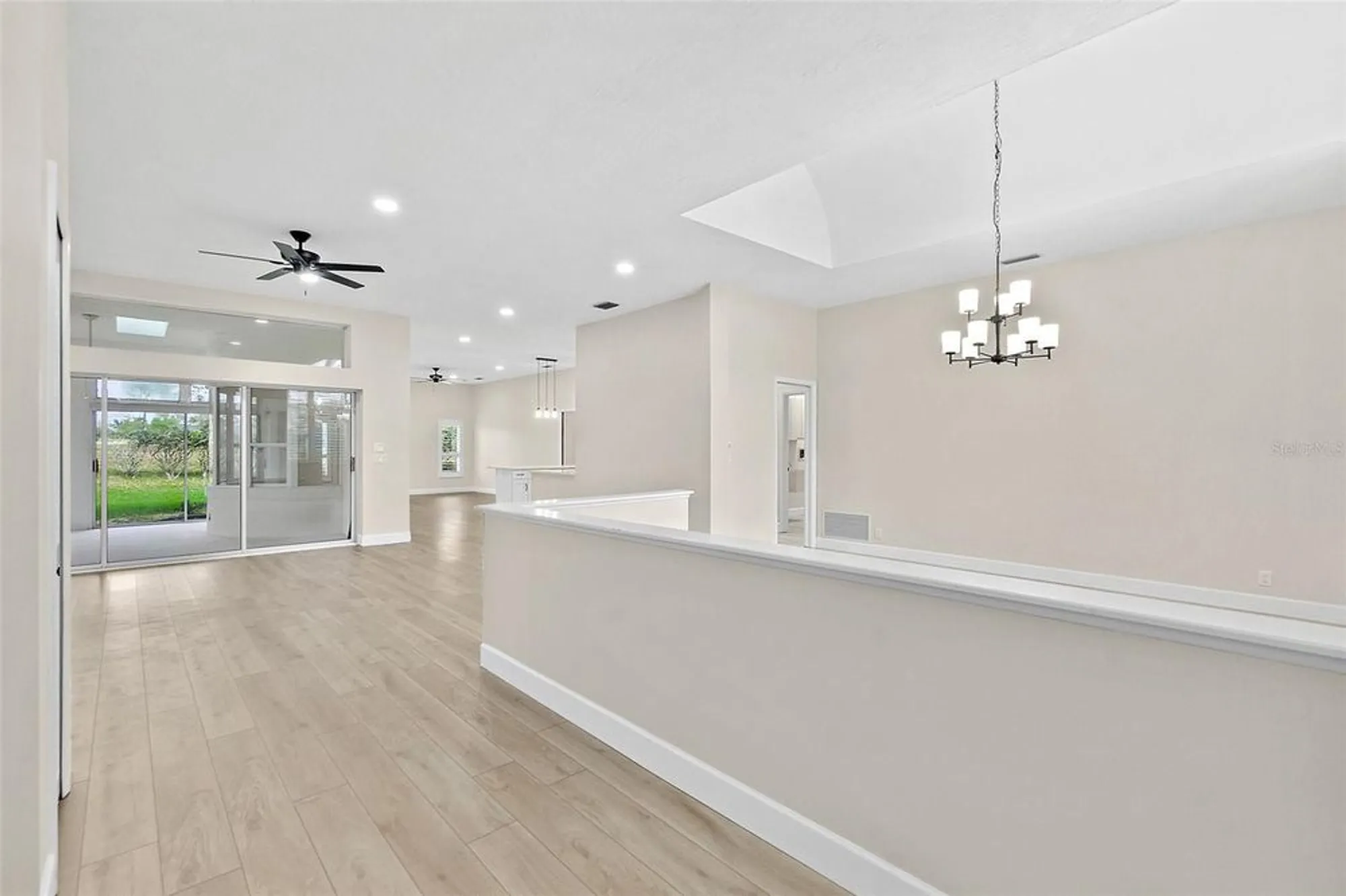 Property Slideshow image 5 of 56 | 38 kingsley cir, Ormond Beach, FL, 32174