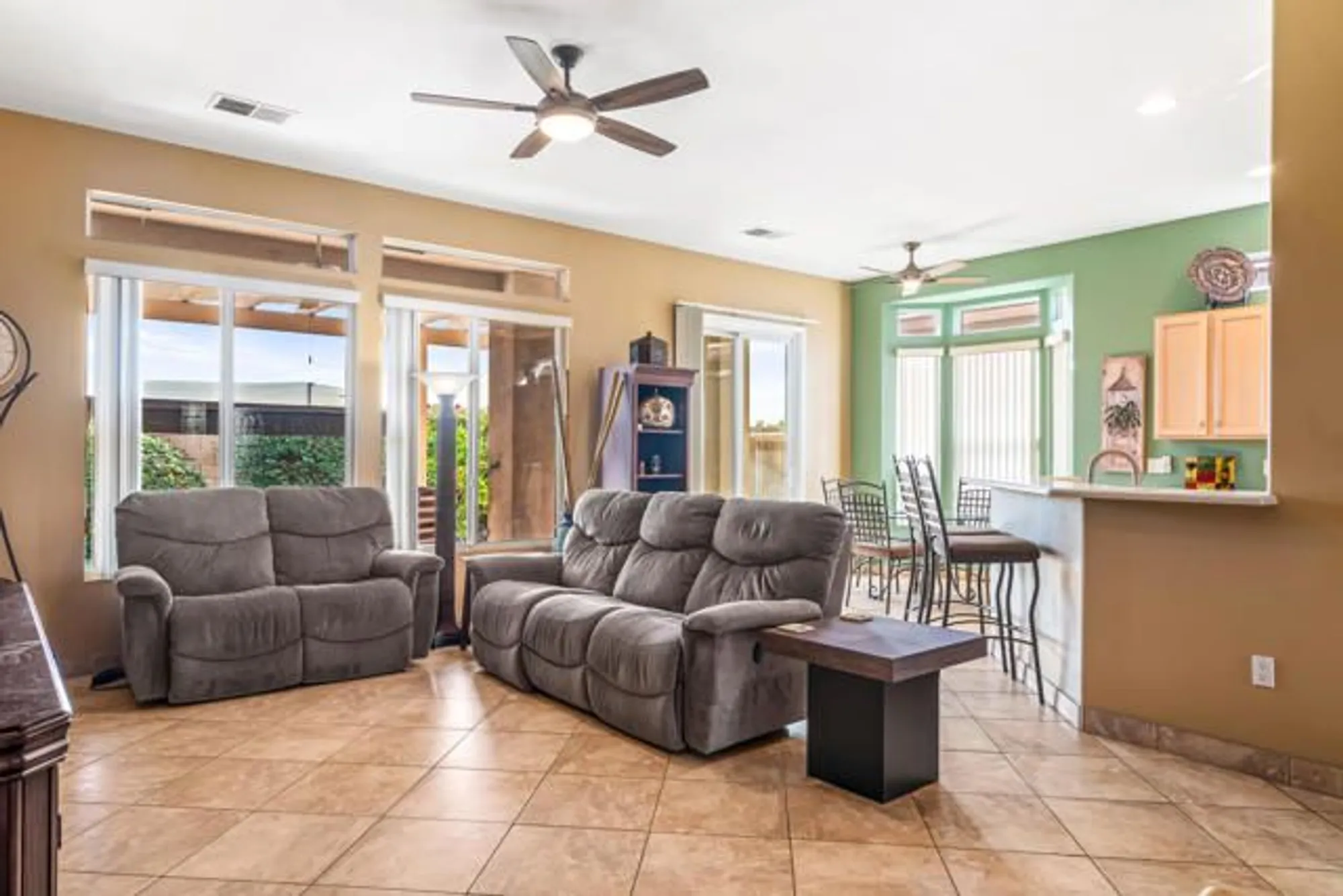 Property Slideshow image 11 of 51 | 43774 royal saint george dr, Indio, CA, 92201