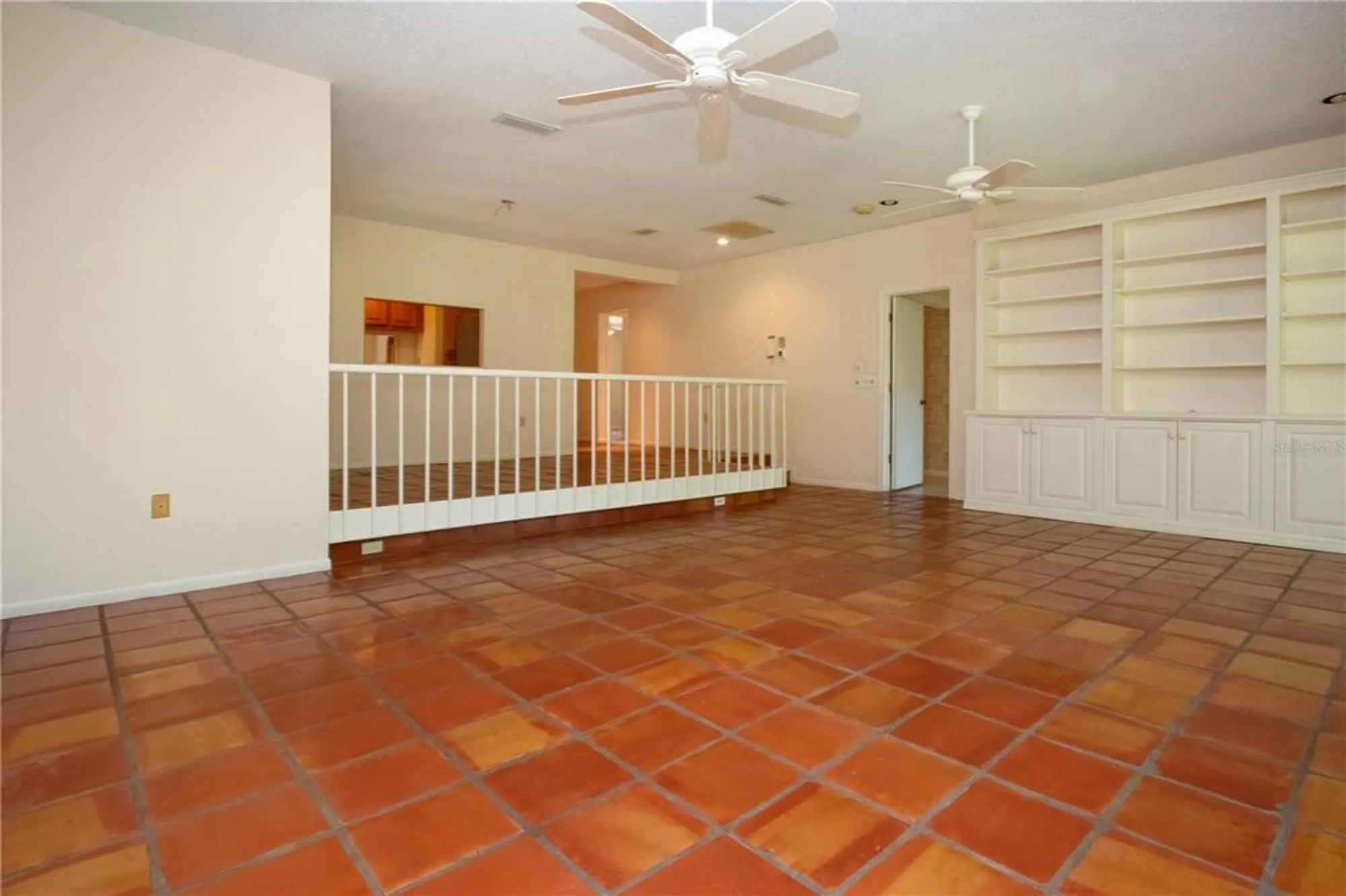 Property Slideshow image 15 of 48 | 4812 kestral park cir 20, Sarasota, FL, 34231
