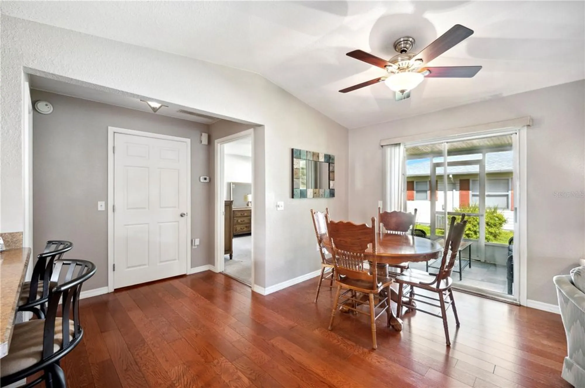 Property Slideshow image 12 of 39 | 4829 colonnades cir, Lakeland, FL, 33811