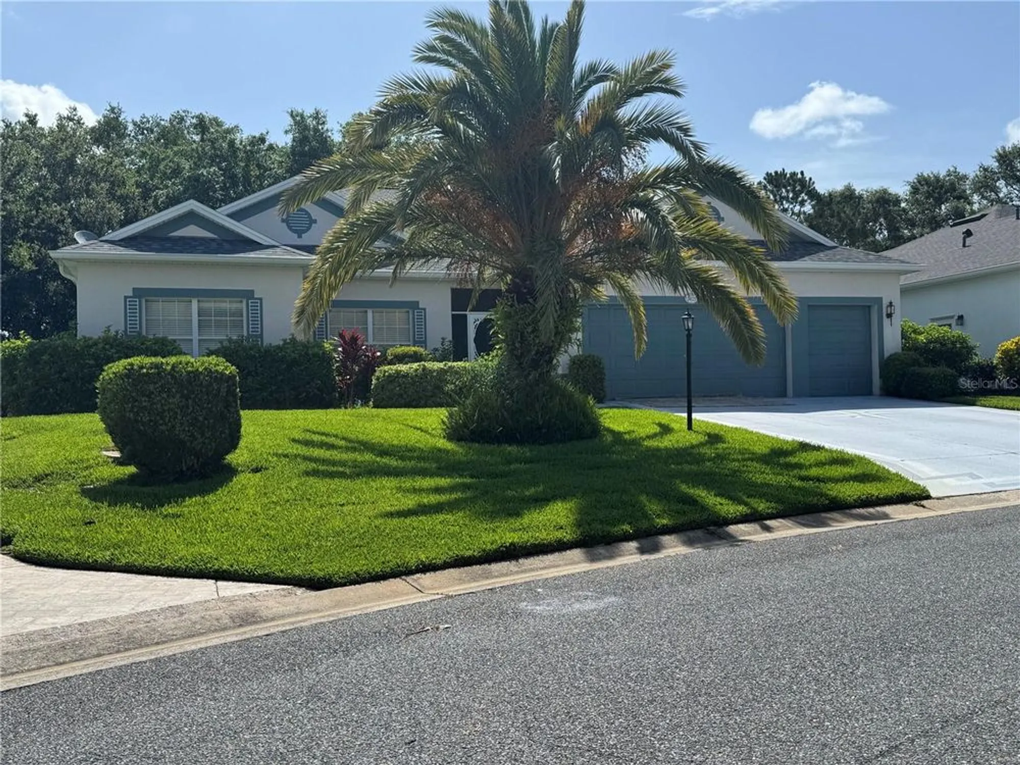 Property Slideshow image 1 of 26 | 24125 peekskill st, Leesburg, FL, 34748