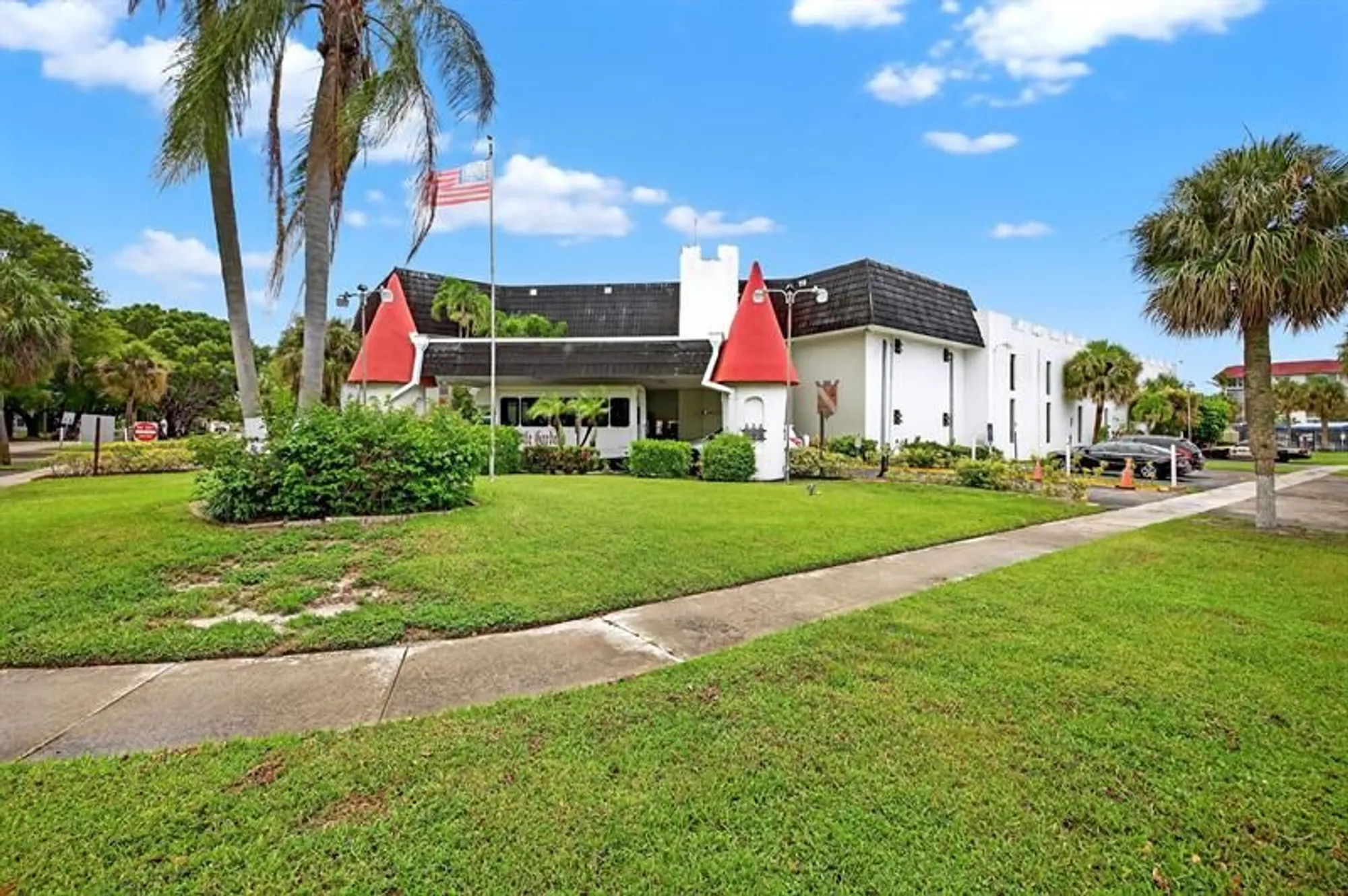 Property Slideshow image 38 of 39 | 4881 nw 22nd st b12, Lauderhill, FL, 33313