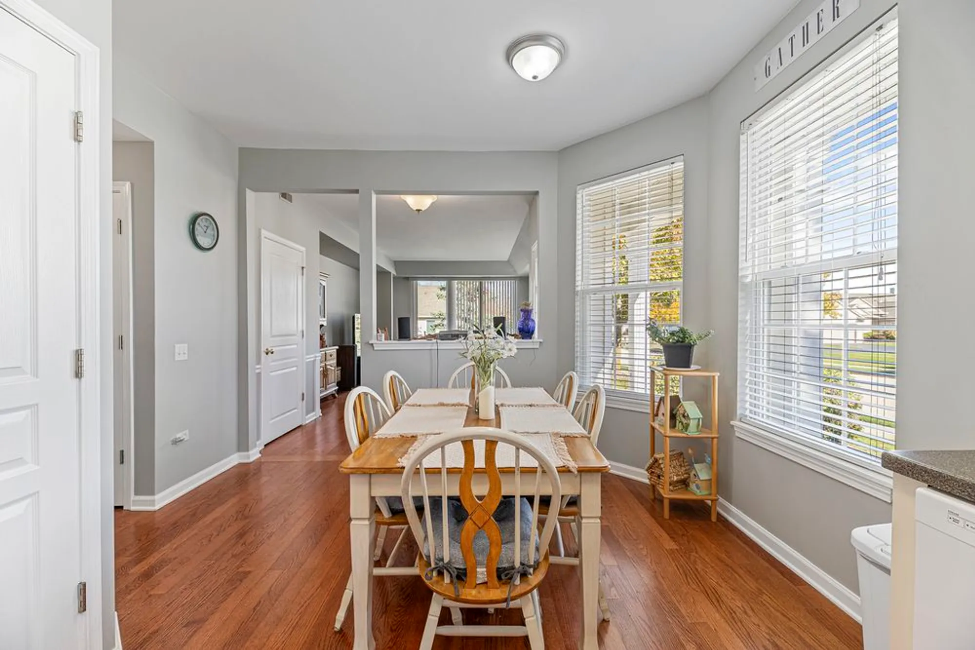 Property Slideshow image 9 of 33 | 12963 penefield ln, Huntley, IL, 60142