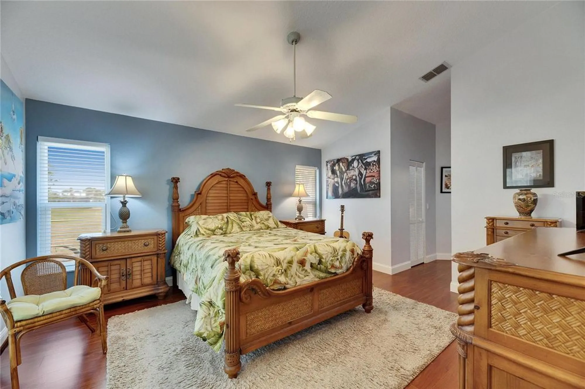 Property Slideshow image 36 of 81 | 334 northway dr, Sun City Center, FL, 33573