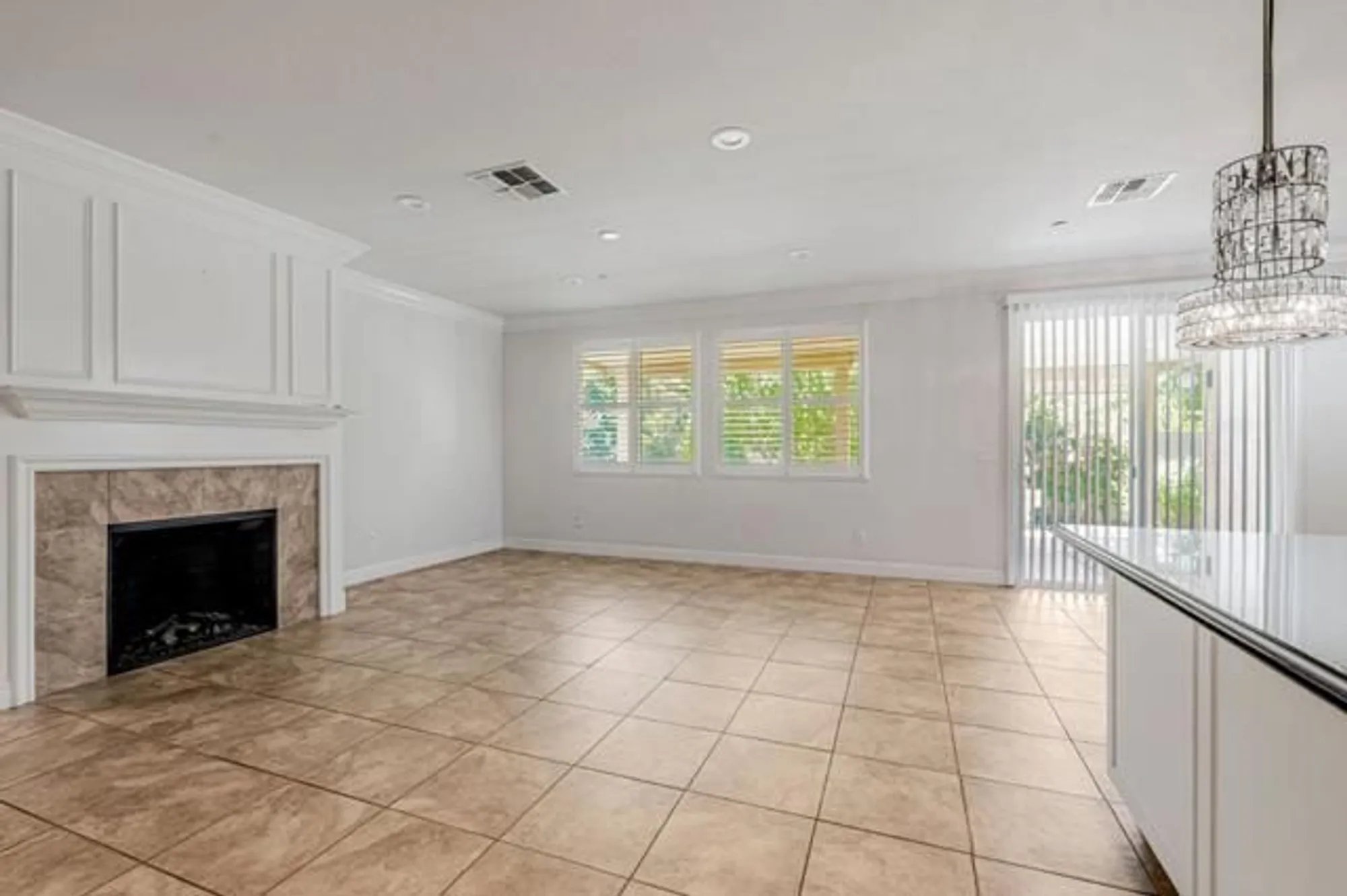 Property Slideshow image 5 of 27 | 2491 redbud way, Manteca, CA, 95336