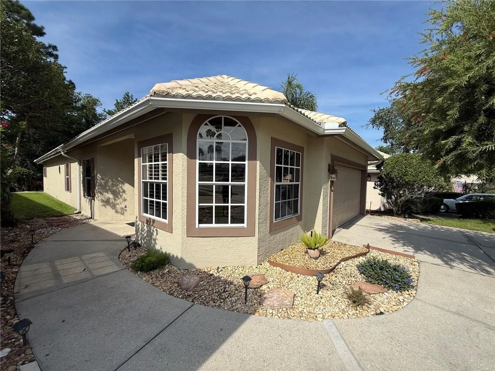 Property Slideshow image 3 of 36 | 9049 saint andrews way, Mount Dora, FL, 32757