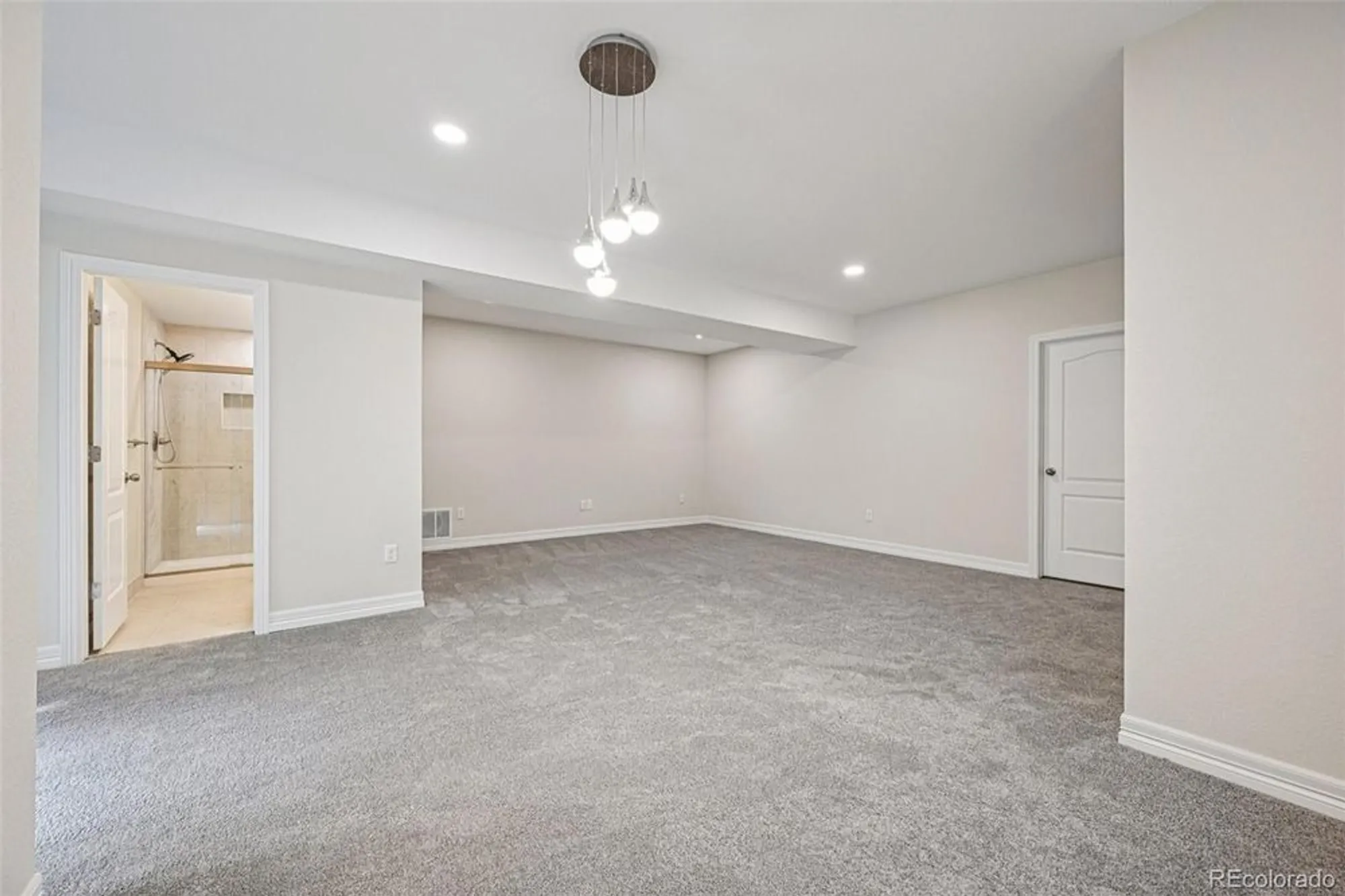 Property Slideshow image 37 of 50 | 7834 plateau creek ln, Littleton, CO, 80125