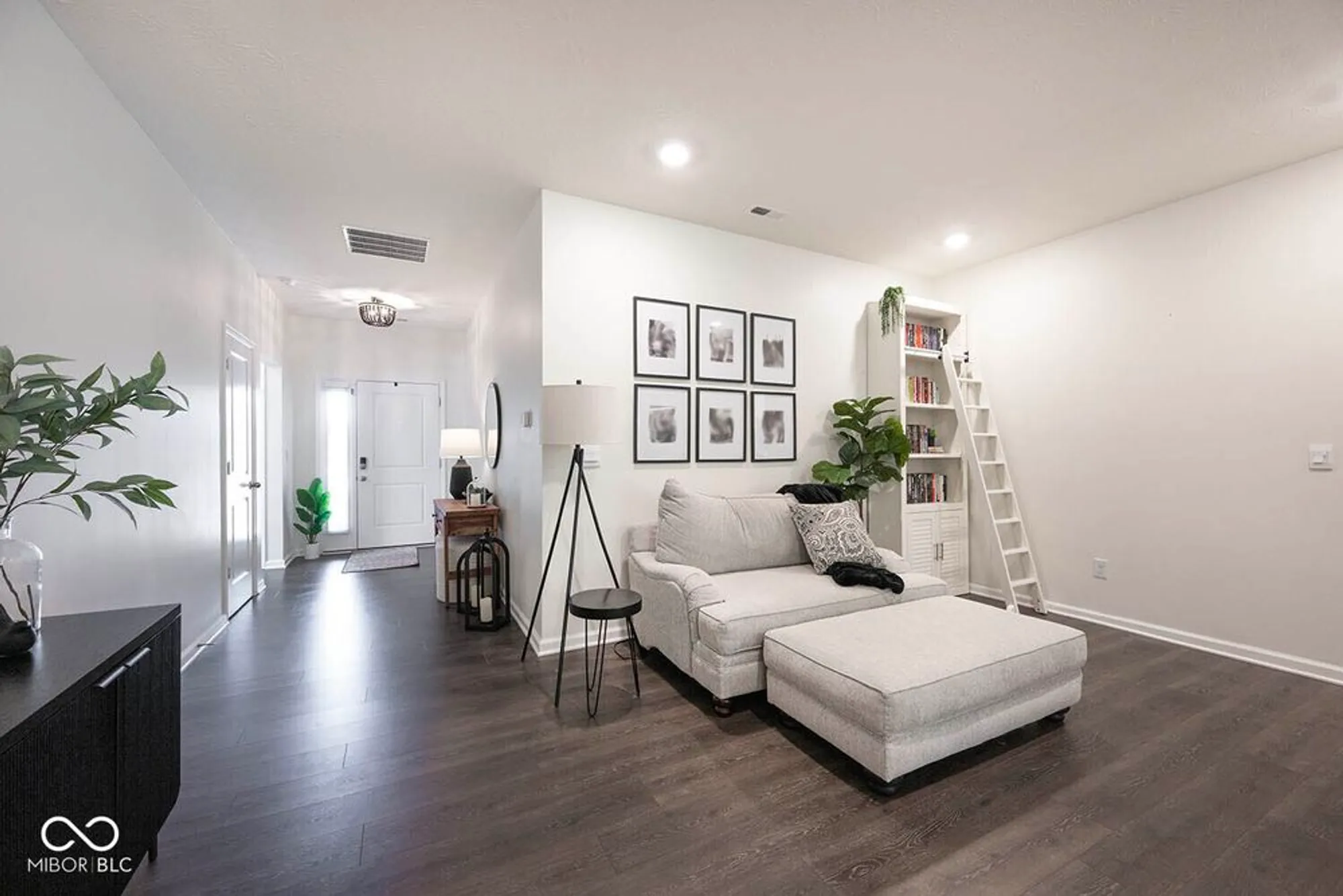 Property Slideshow image 5 of 36 | 6890 ben riley ct, Plainfield, IN, 46168