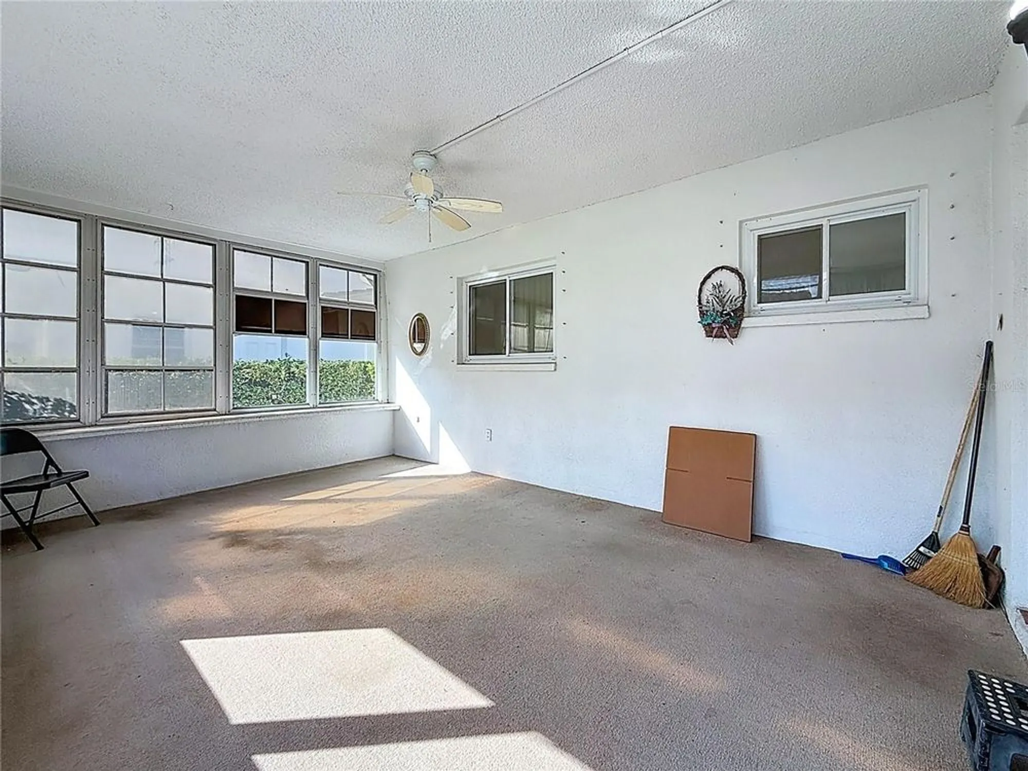 Property Slideshow image 29 of 45 | 9729 36th way n # 4, Pinellas Park, FL, 33782