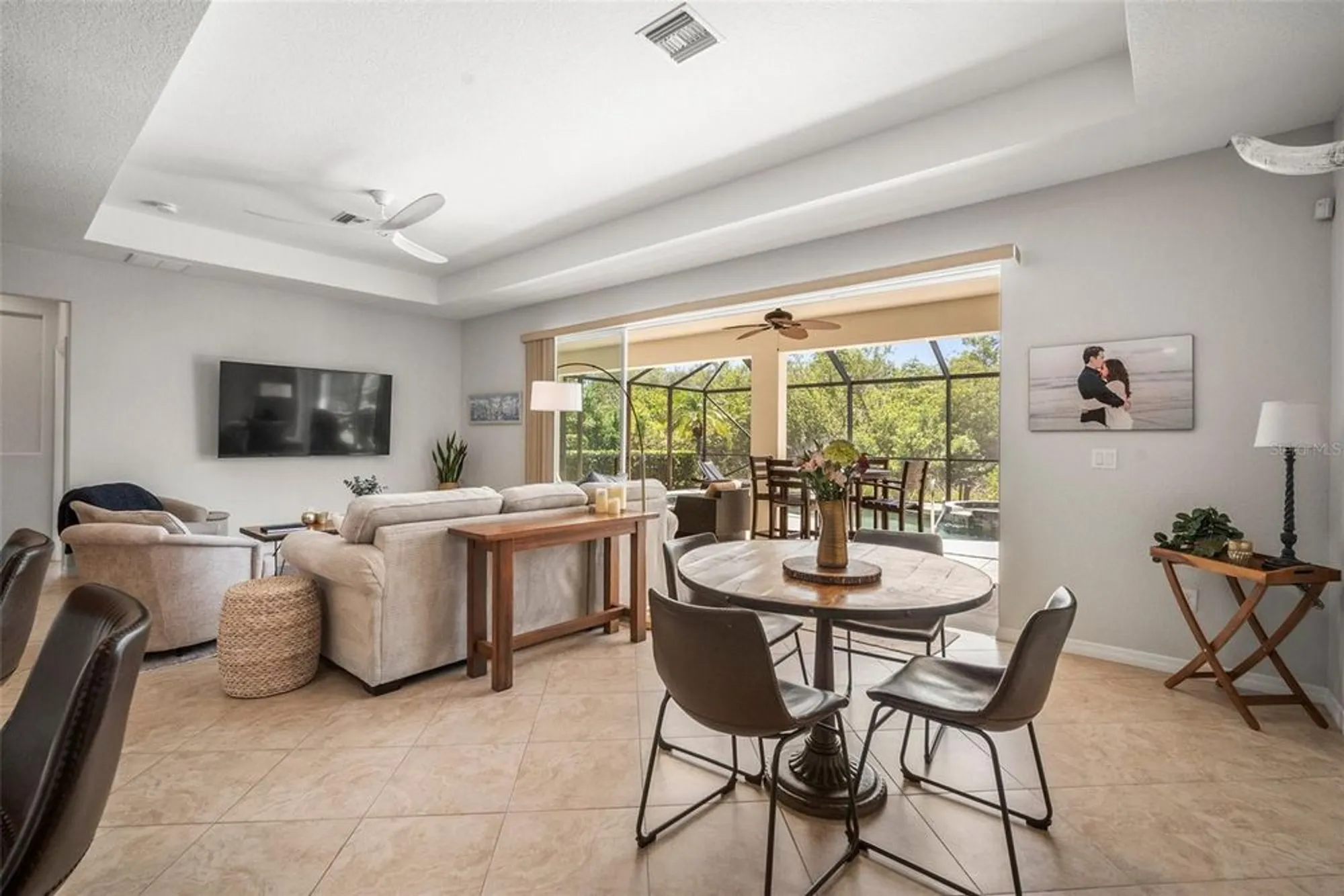 Property Slideshow image 5 of 52 | 358 river enclave ct, Bradenton, FL, 34212